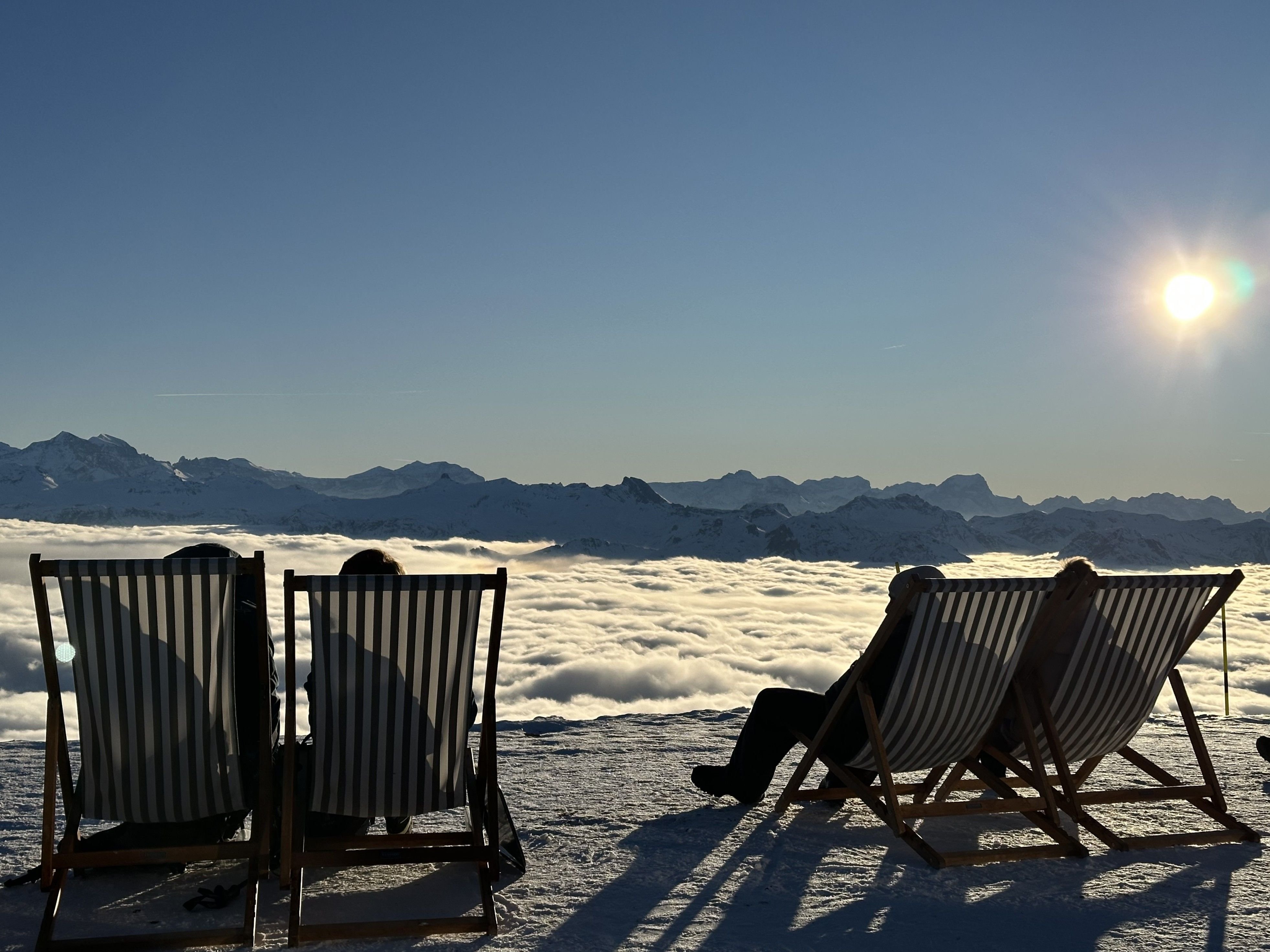 -ber-dem-Nebel-wartet-die-Sonne-Ein-Besuch-auf-dem-Ch-serrugg-vor-der-Jahreswende
