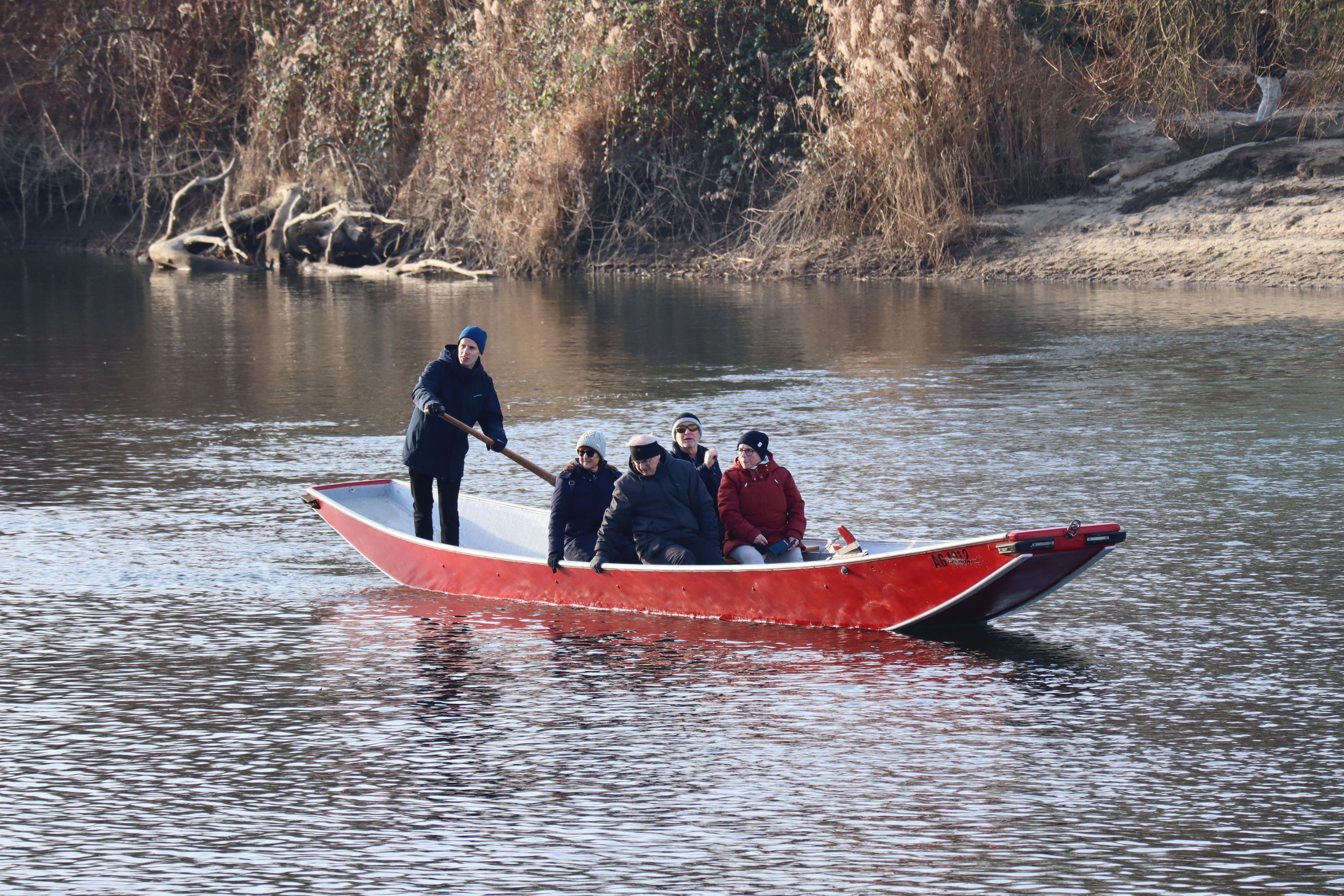waisenhuhn-wassersport-und-rennbahn-wo-in-aarau-die-musik-zum-neujahr-spielt