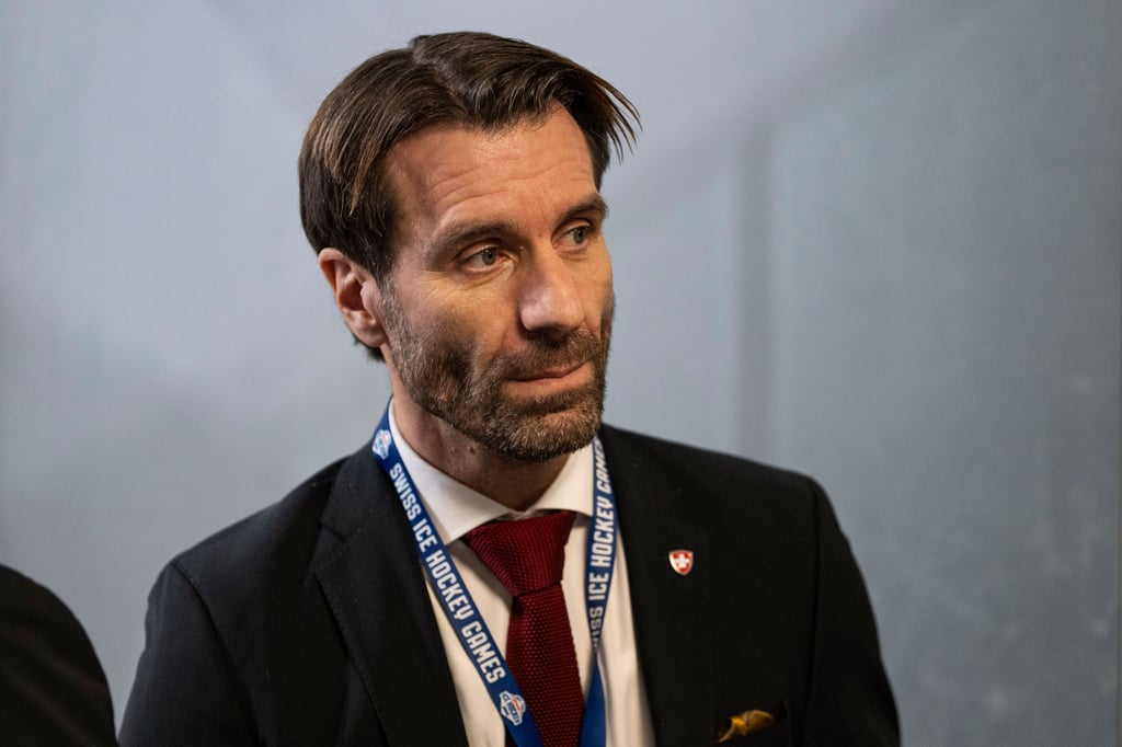 Der Schlossherr als Gärtner: Verbandssportdirektor Lars Weibel wird Sportchef in Ambri