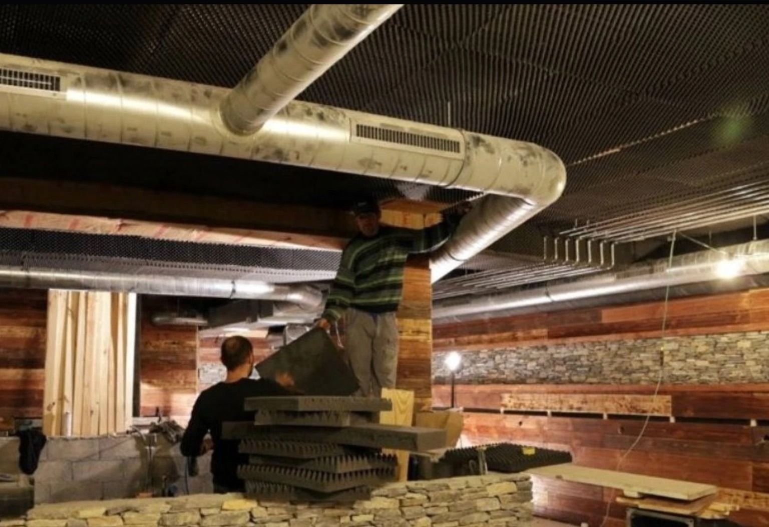 Baumaterial-und-Umbau-der-Bar-dazu-ermitteln-die-Beh-rden-im-Fall-Crans-Montana