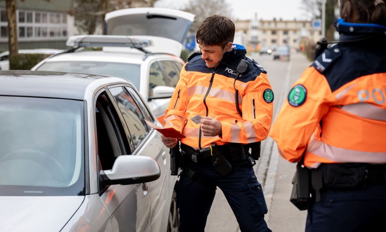Kanton-St-Gallen-F-nf-F-hrerausweise-weg-wegen-Fahrunf-higkeit-und-Alkohol
