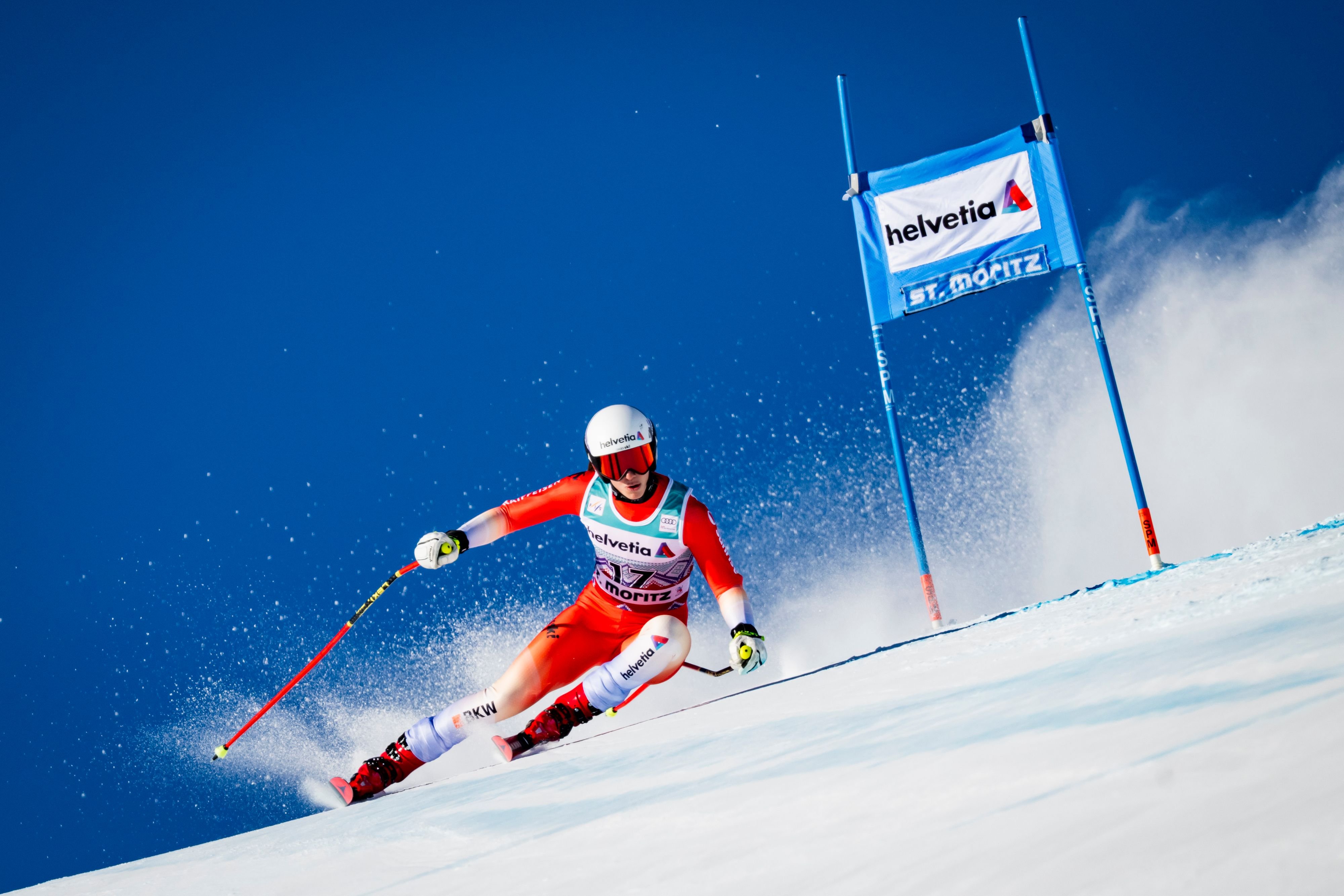 Starker-Schneefall-und-heftige-Winde-Rennen-in-Zauchensee-abgesagt