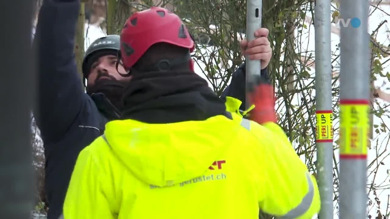 Tagelang-unter-null-Grad-Eistage-fordern-verschiedene-Branchen-vor-allem-auf-dem-Bau-ist-es-hart