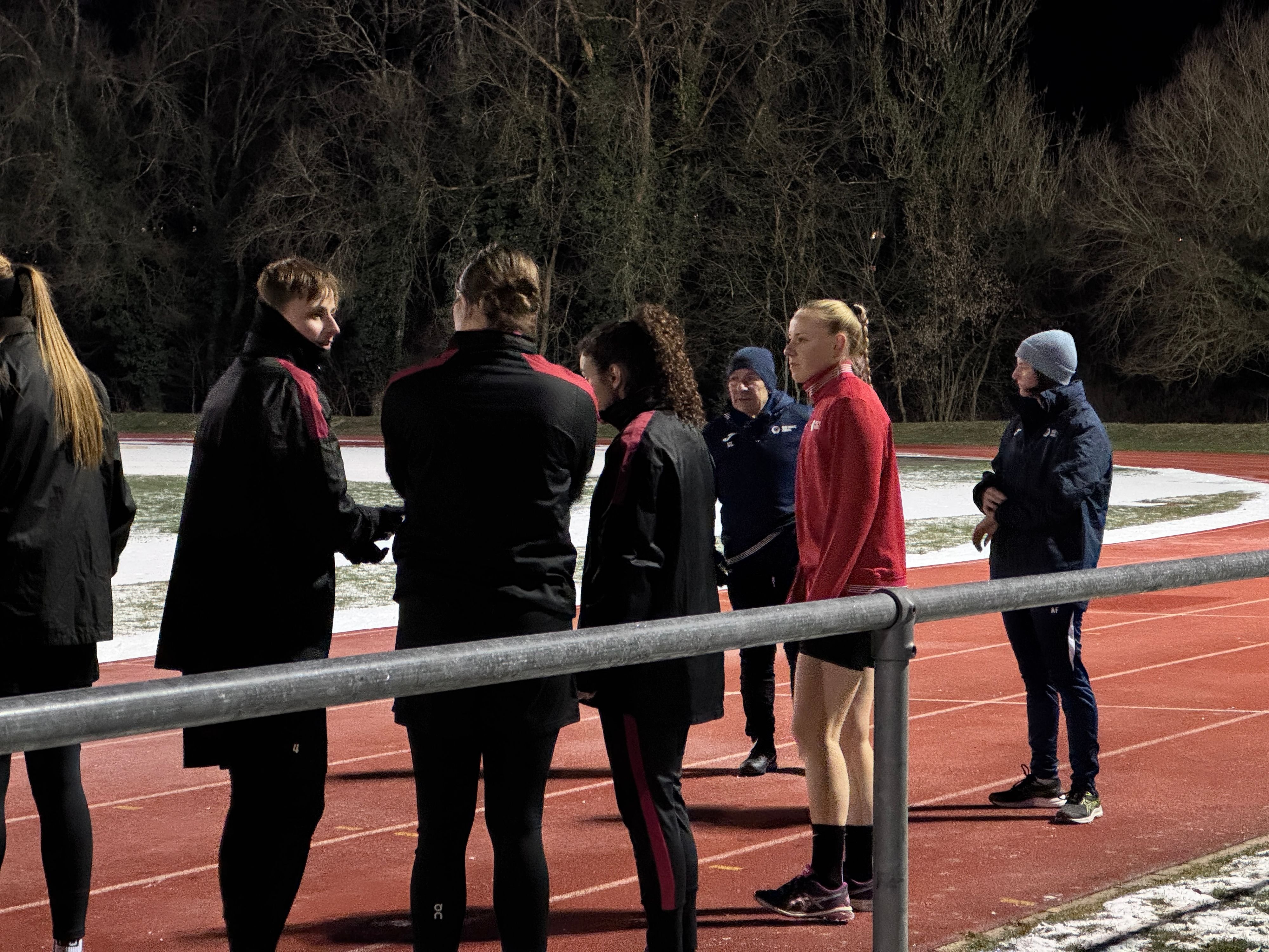 -Es-geht-um-jedes-Prozent-Energie-Die-Red-Boots-sind-mit-einem-neuen-Staff-zur-ck-auf-dem-Platz