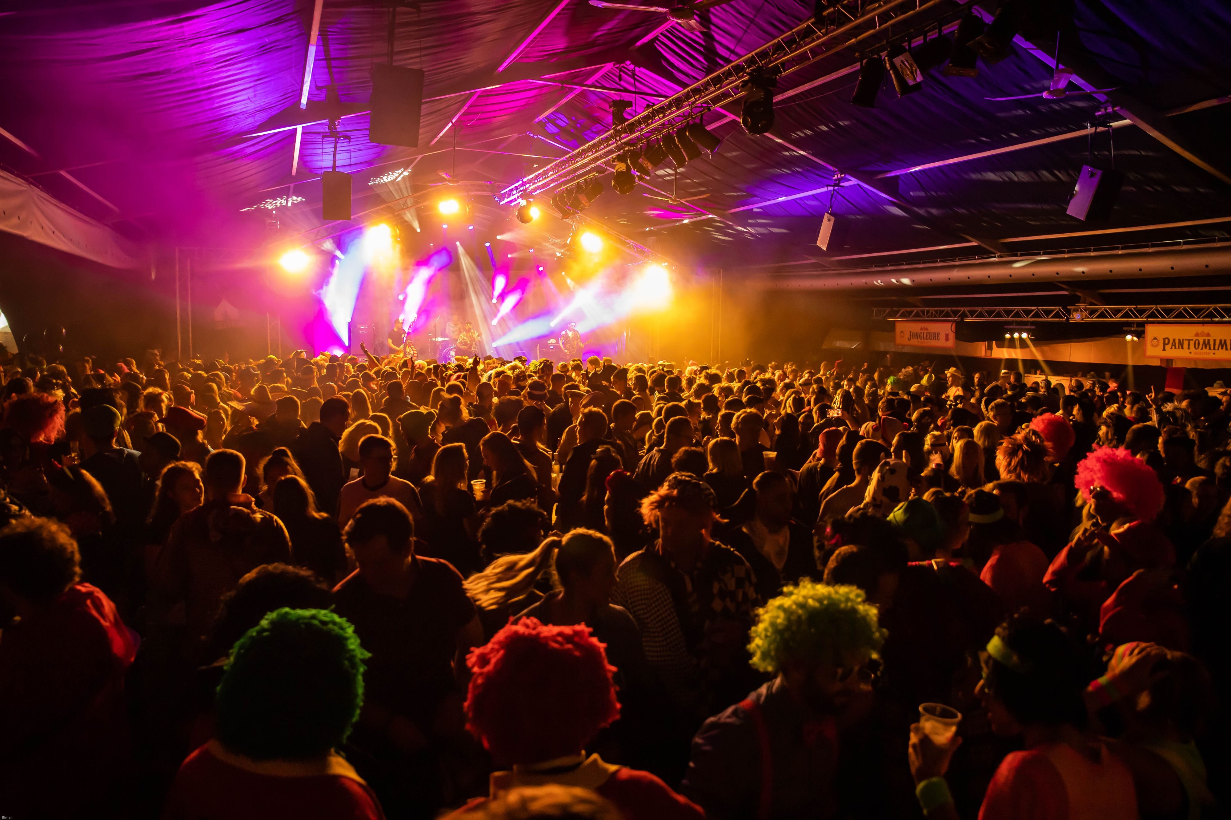 brandschutz-an-der-wiler-fastnacht-wie-reagieren-veranstalter-nach-dem-t-dlichen-brand-in-crans-montana