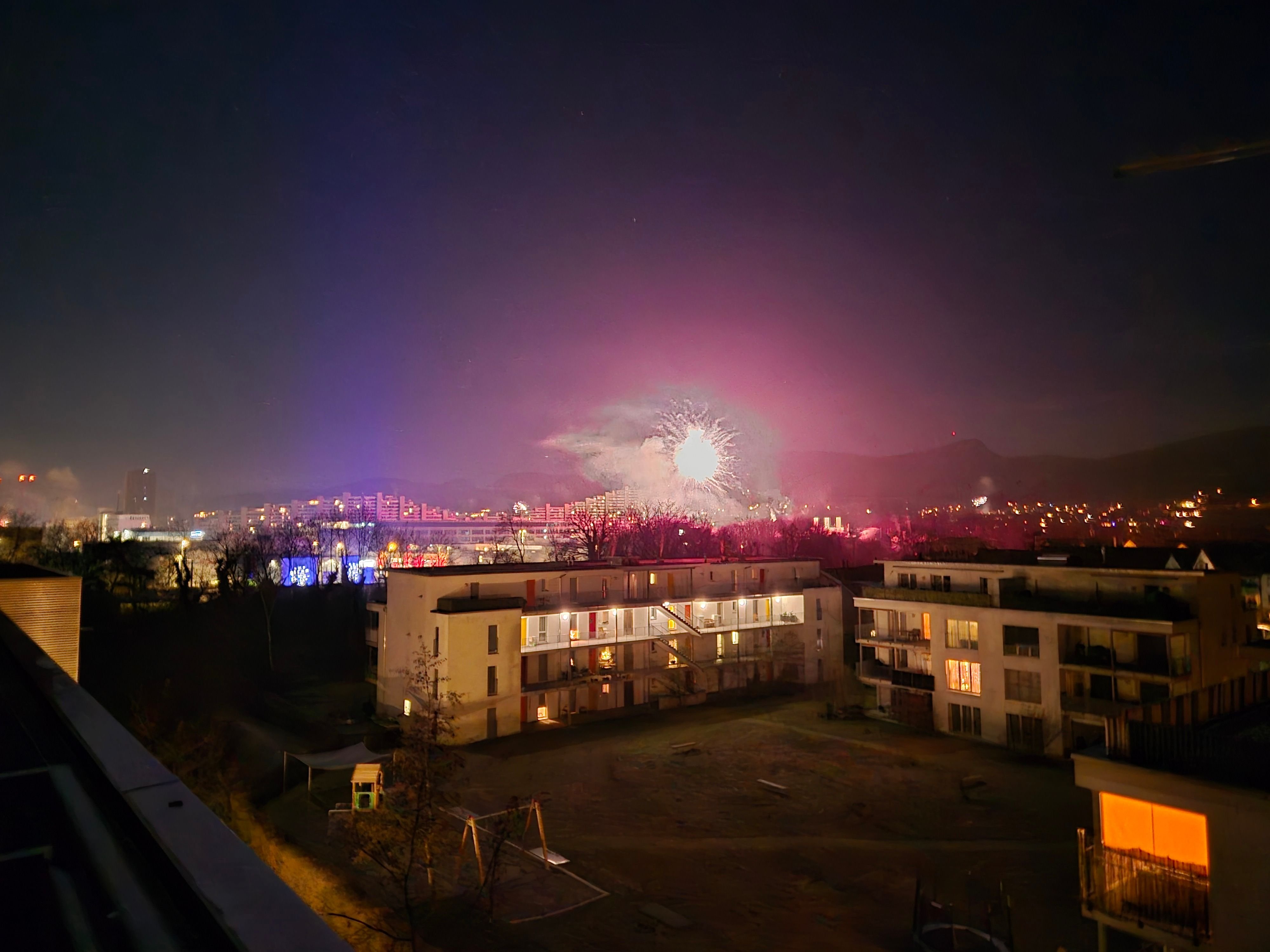 Feuerwerk-rund-um-Silvester-Aus-der-Politik-kommt-wieder-Kritik-laut-Stadt-ist-alles-halb-so-wild