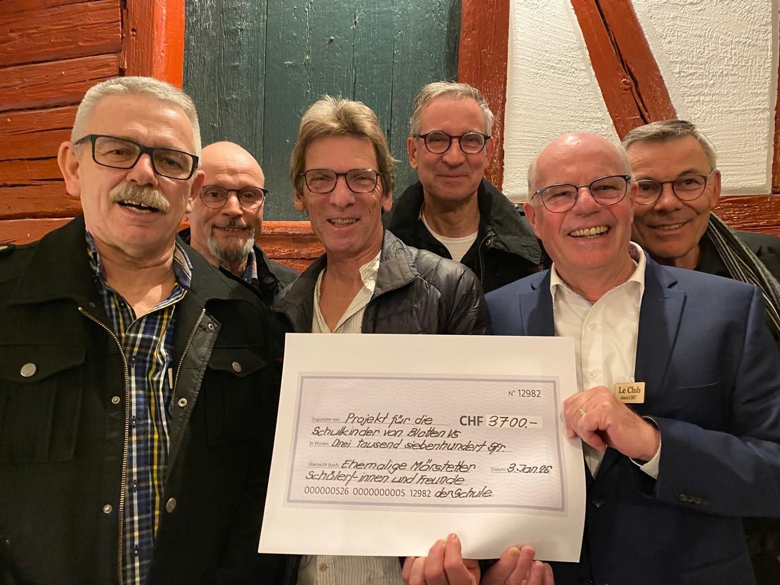 Ehemalige-M-rstetter-Sch-ler-unterst-tzen-die-Schulkinder-von-Blatten