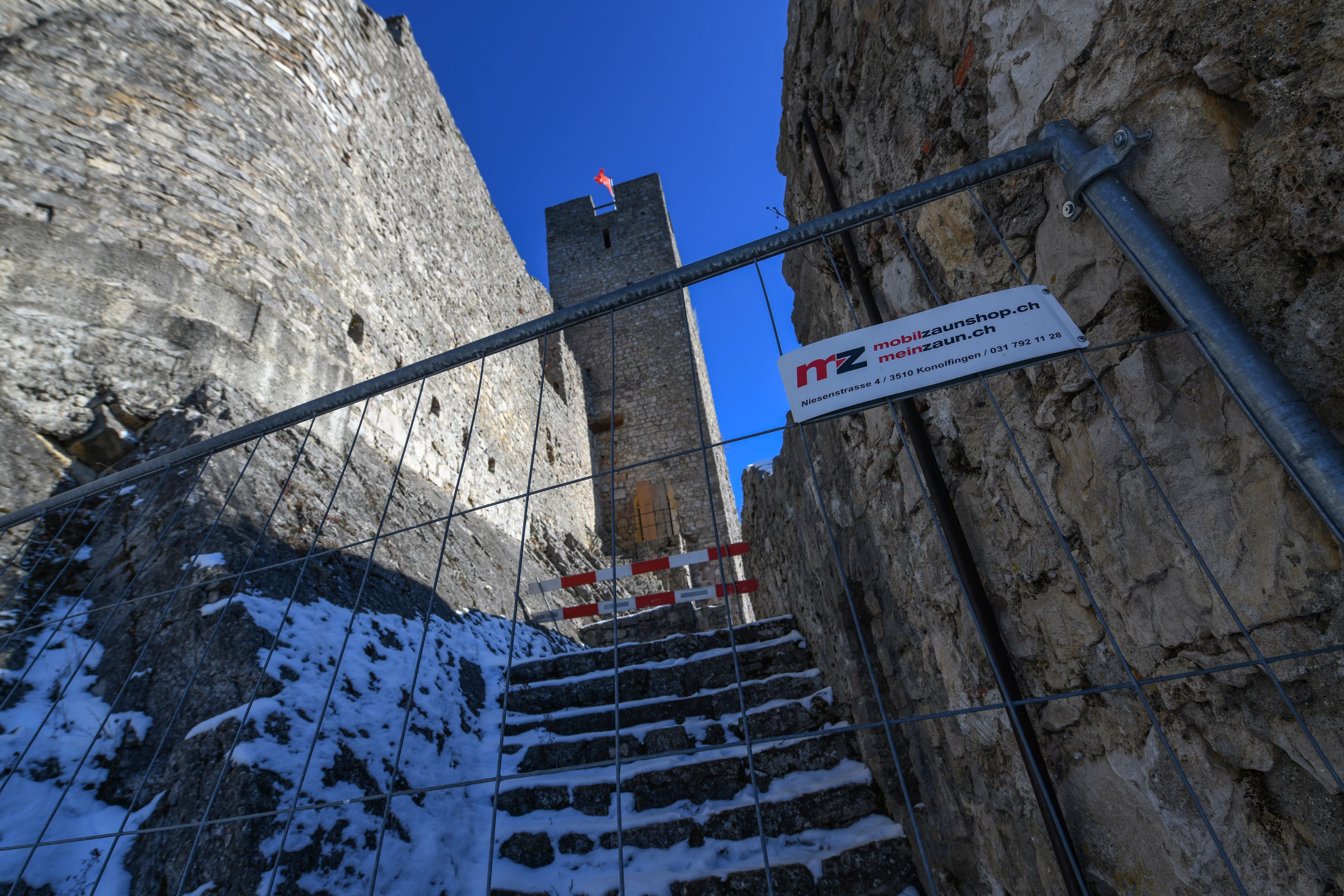 Totalsanierung-n-tig-Ruine-Schloss-Waldenburg-br-ckelt-vor-sich-hin