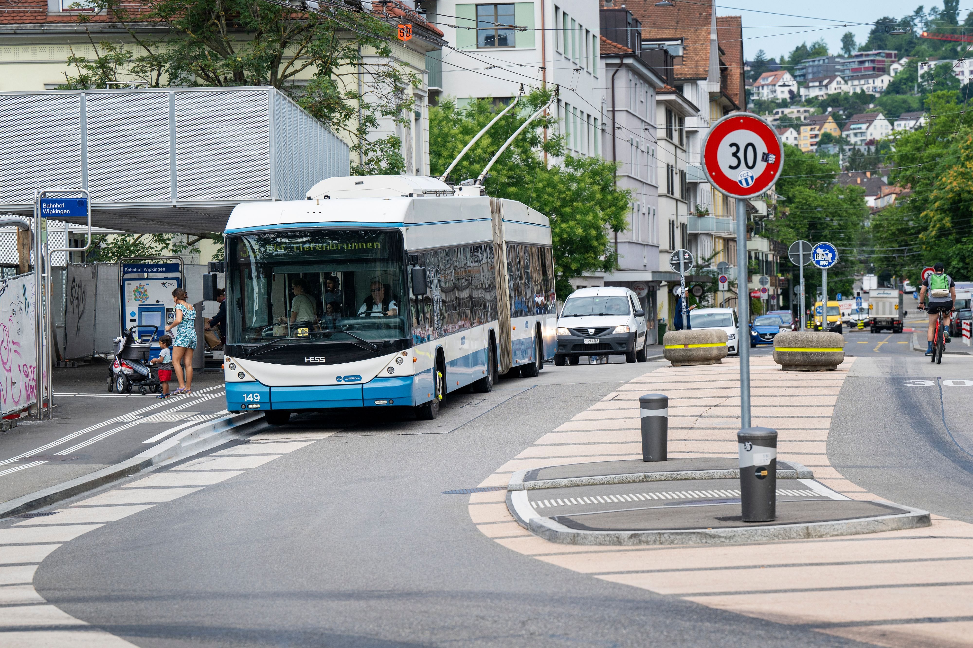Z-rich-will-keine-Schweizer-Busse-mehr-Streit-mit-einheimischer-Firma-eskaliert-kommen-jetzt-Firmen-aus-China-zum-Zug-