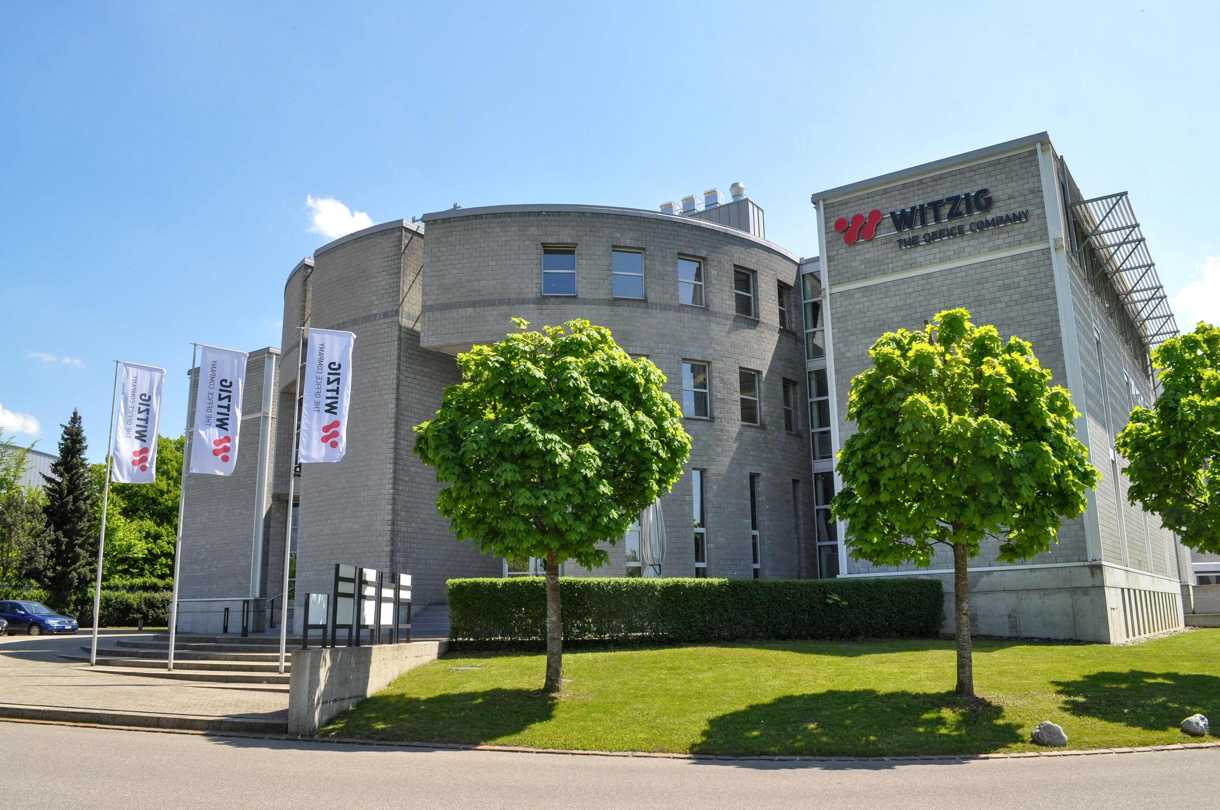 traditionsfirma-witzig-the-office-company-in-frauenfeld-ist-zahlungsunf-hig-80-mitarbeitende-verloren-vor-weihnachten-ihre-jobs