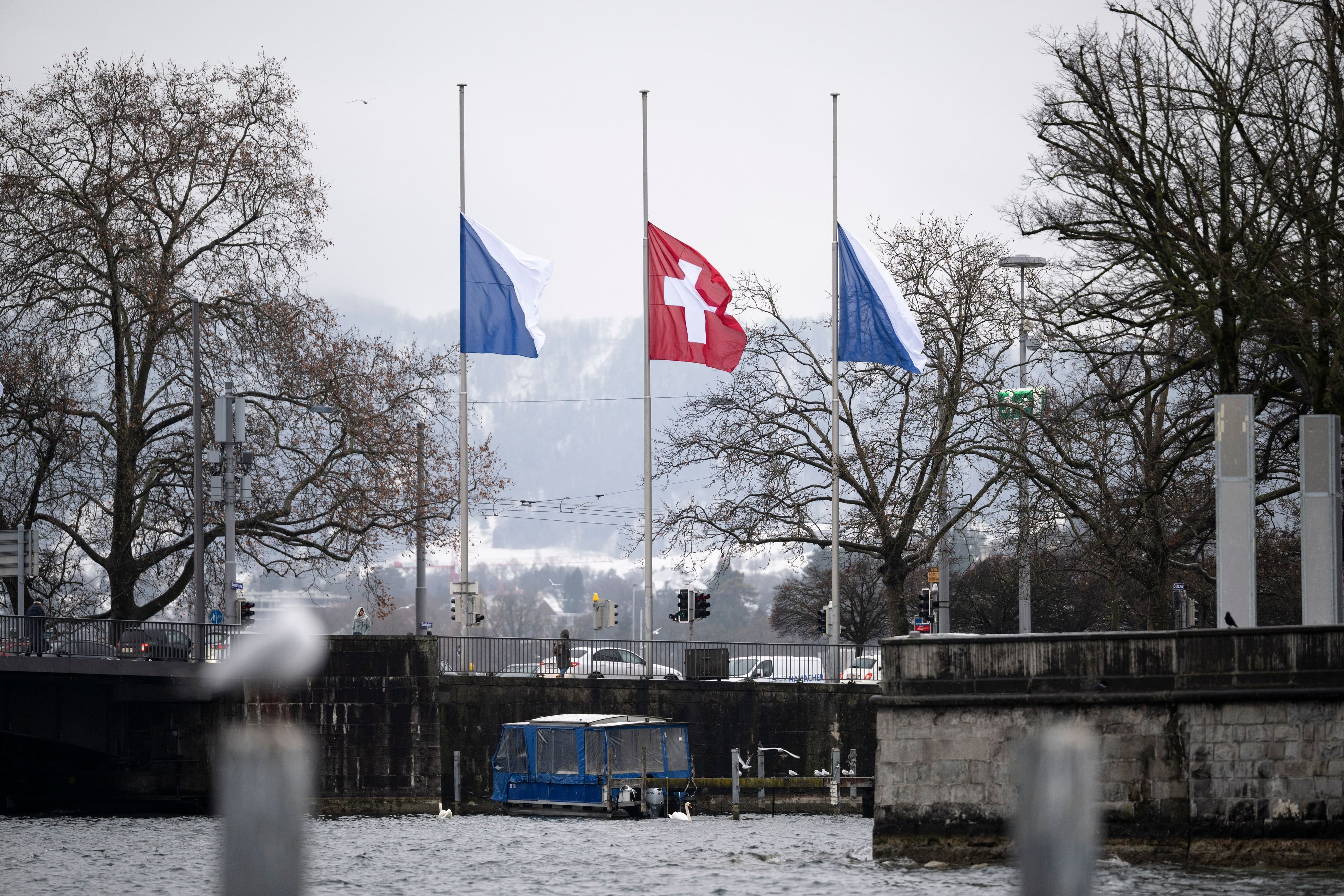 So-begeht-die-Schweiz-den-Trauertag-Schweigeminute-um-14-Uhr