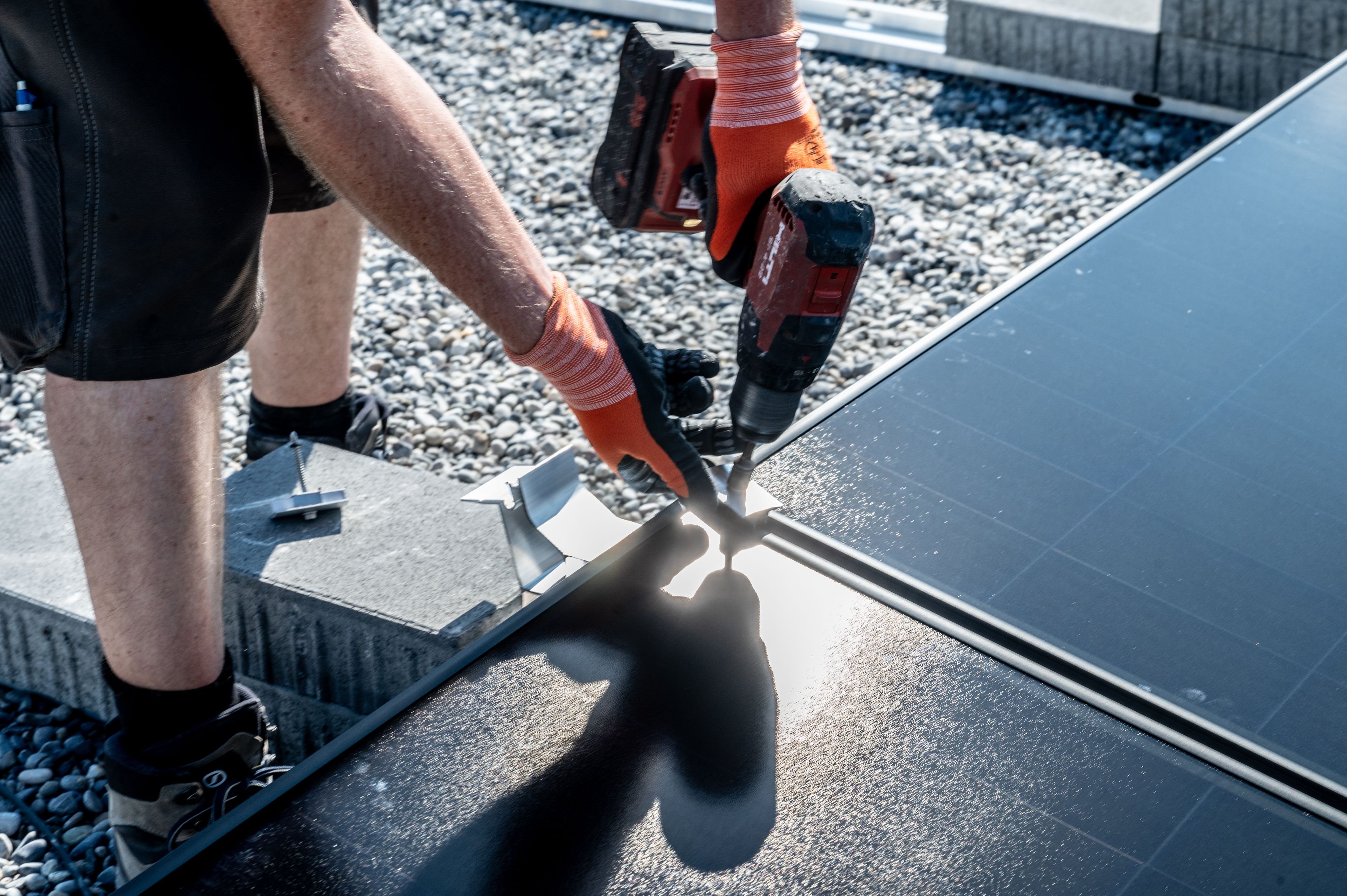 Regierungsrat-h-lt-an-Solar-Pflicht-f-r-grosse-D-cher-fest