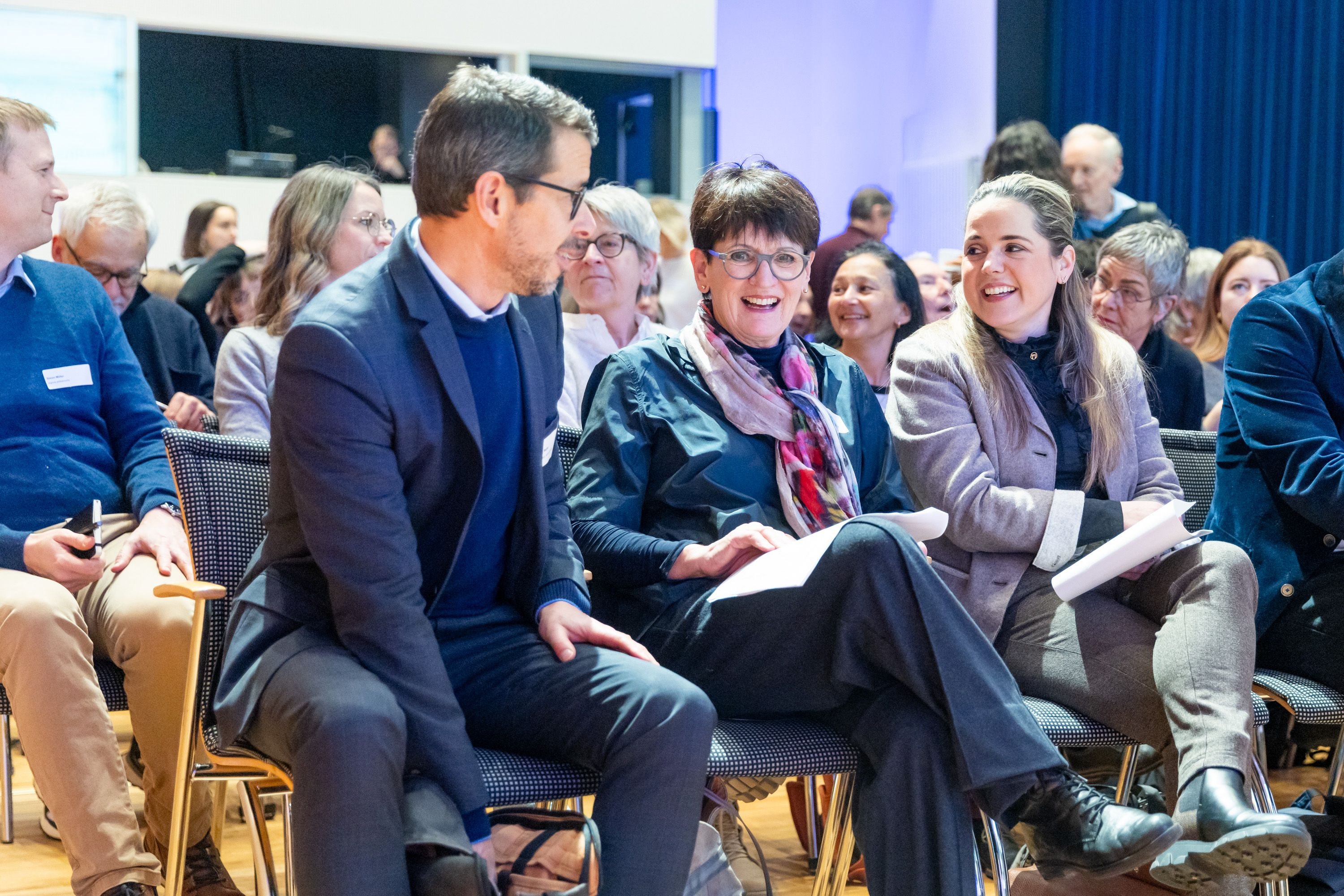 -f-r-kultur-steuern-bezahlen-oh-ja-aarau-hat-die-spendierhosen-an