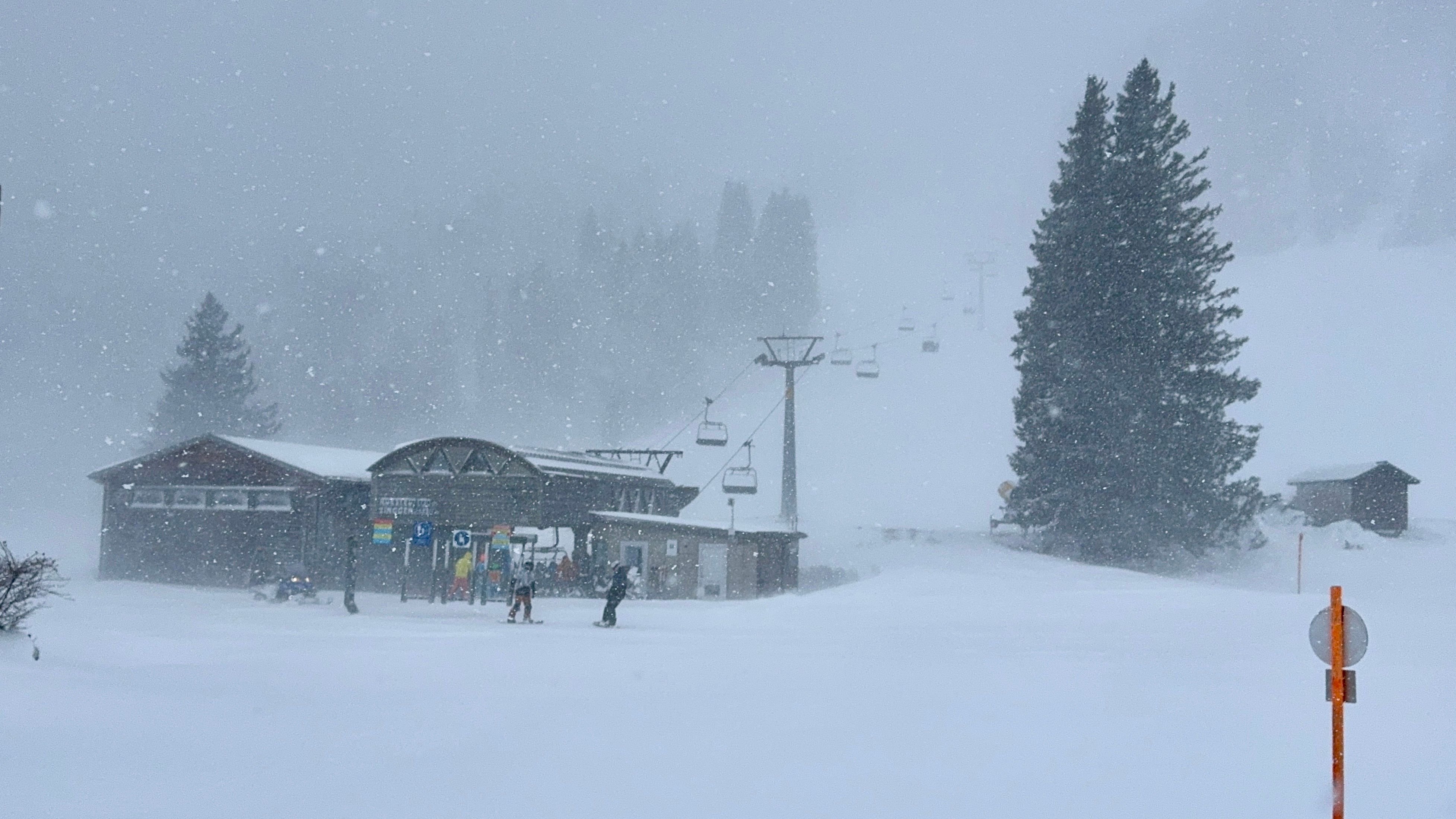 Sturmtief-Goretti-als-Spielverderber-Wann-die-Bahnen-am-Ch-serrugg-fahren-k-nnen-und-wann-nicht