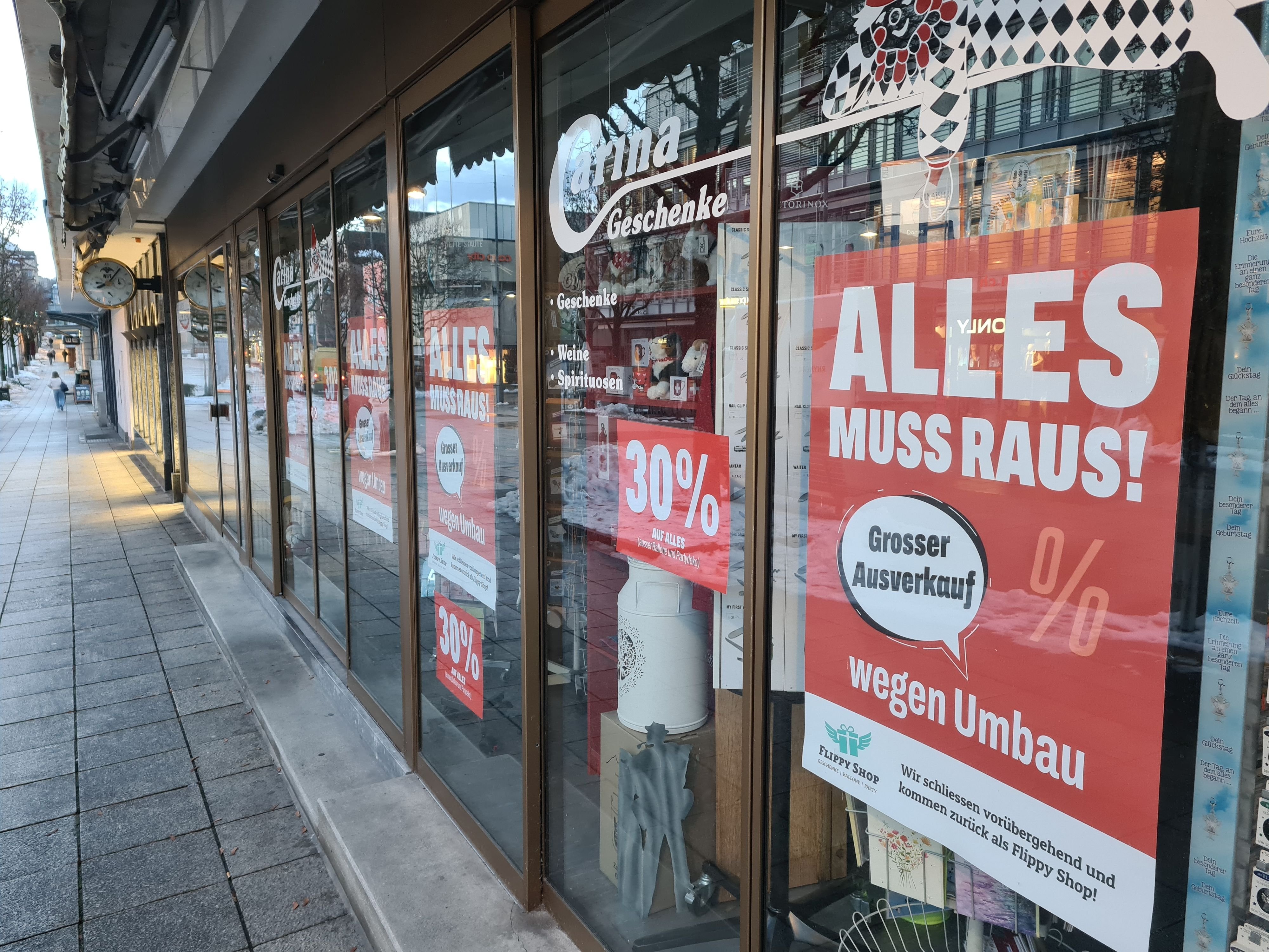 N-chste-Ver-nderung-in-der-Wiler-Einkaufsmeile-Auf-Carina-Geschenke-folgt-der-Flippy-Shop