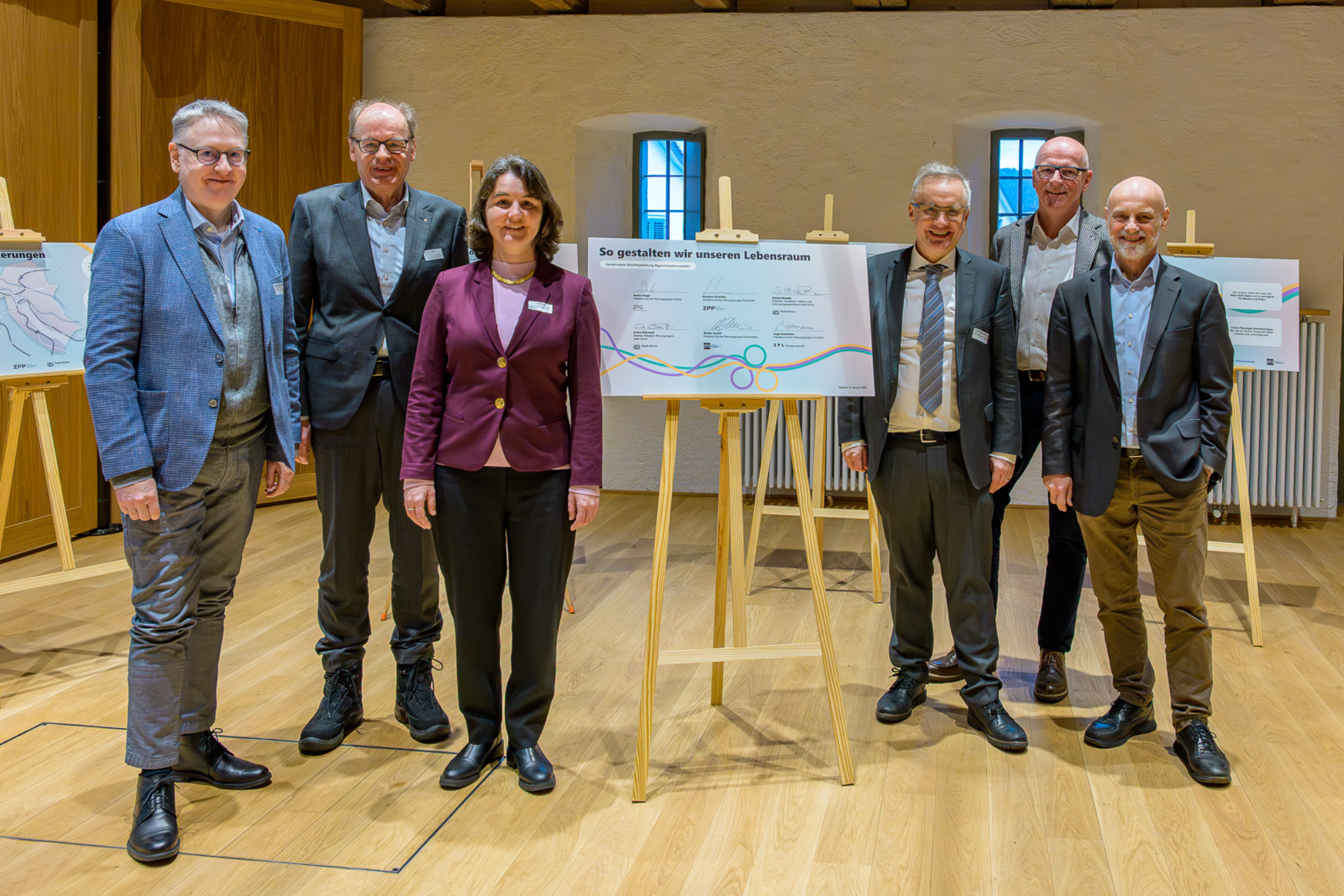 Damit-der-Verkehr-besser-fliesst-spannt-das-Limmattal-jetzt-mit-vier-anderen-Regionen-zusammen