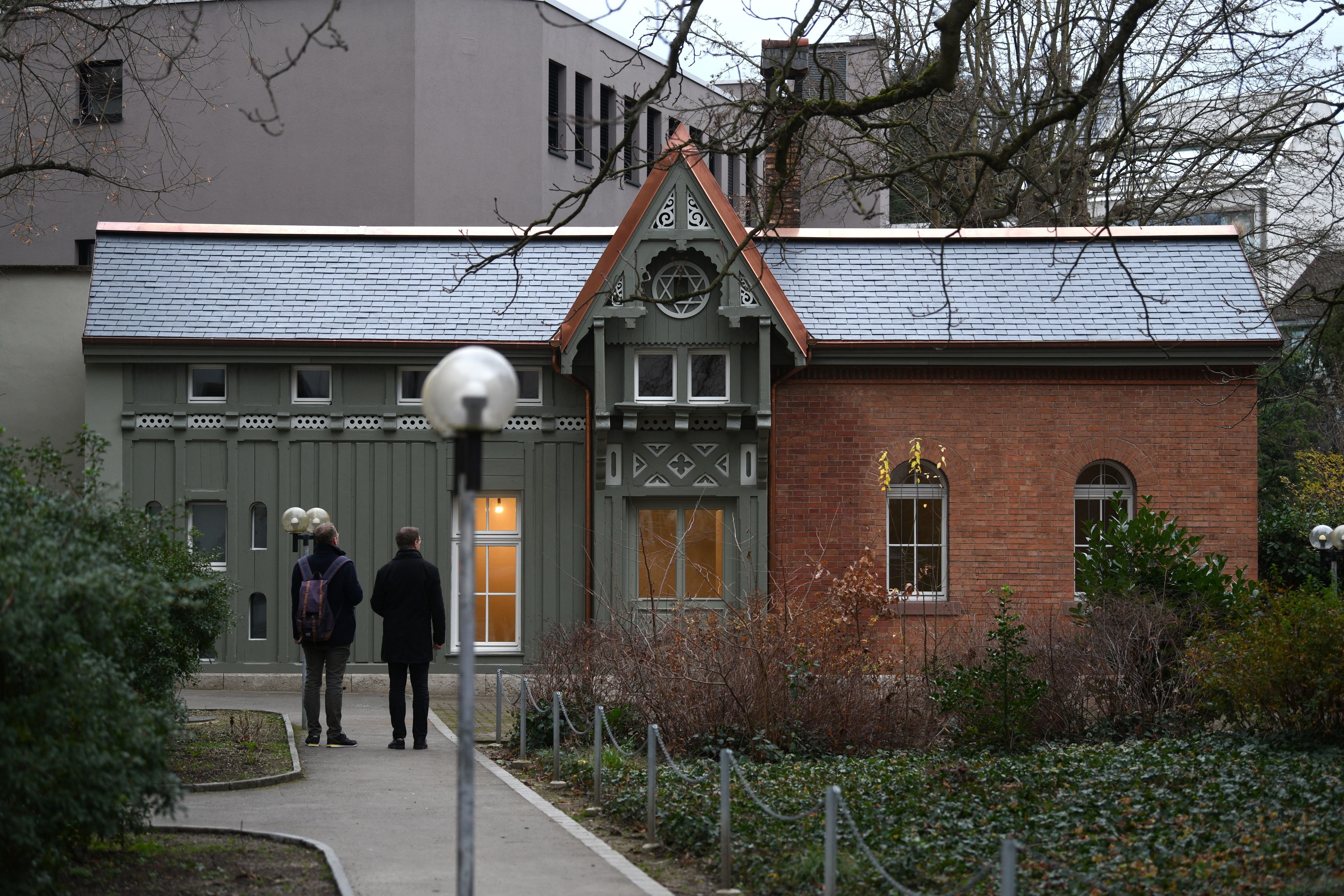 Da-freut-sich-die-Hexe-Fr-heres-Waschhaus-St-Marien-strahlt-in-neuem-Glanz