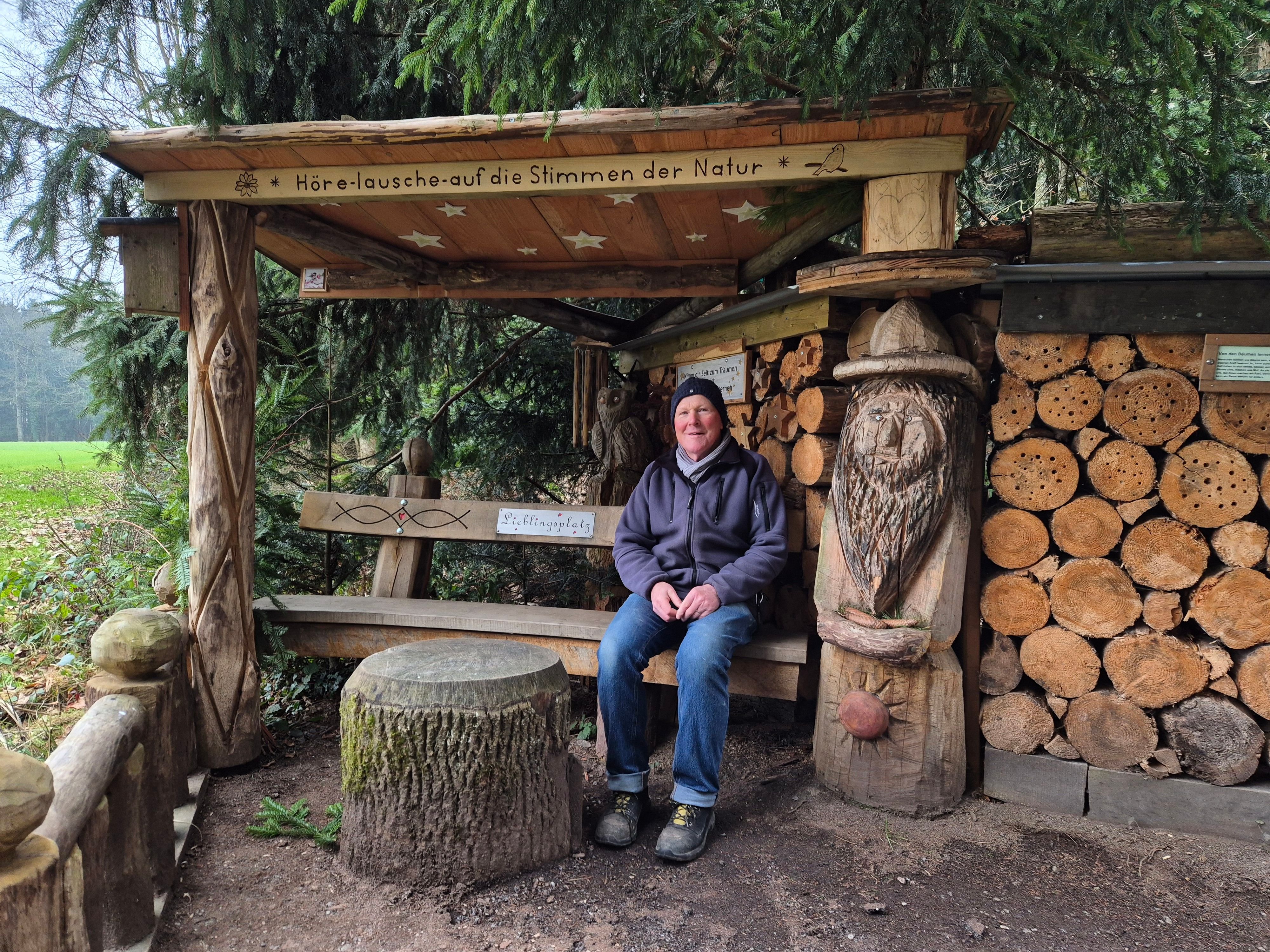 Felix-Egger-hat-w-hrend-20-Jahren-ein-Waldparadies-f-r-alle-geschaffen-und-es-jetzt-f-r-einen-Franken-verkauft-