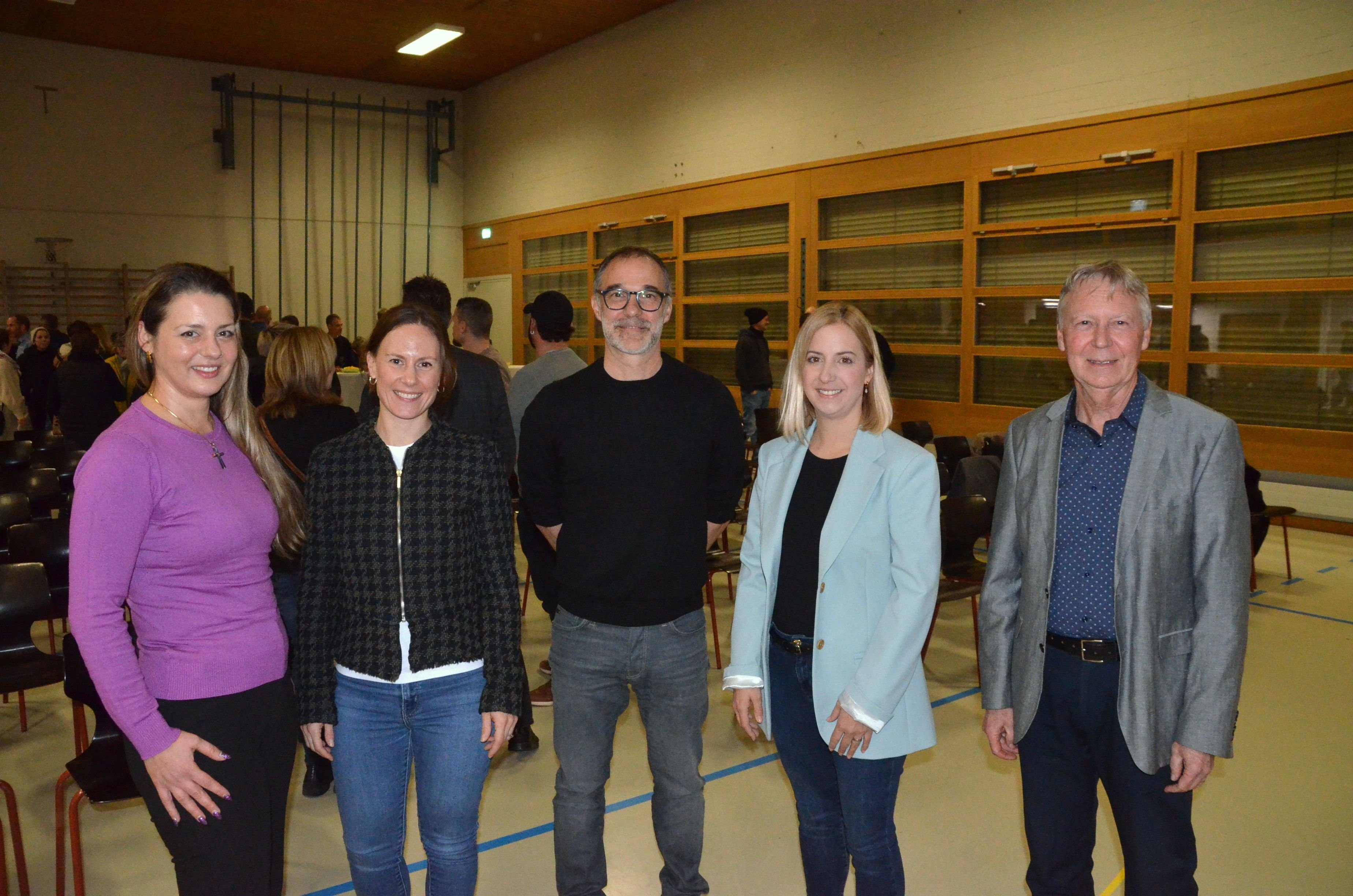 Volksschulgemeinde-Berg-Birwinken-hat-die-Qual-der-Wahl-Diese-f-nf-Personen-kandidieren-im-M-rz-f-r-die-Schulbeh-rdenwahl