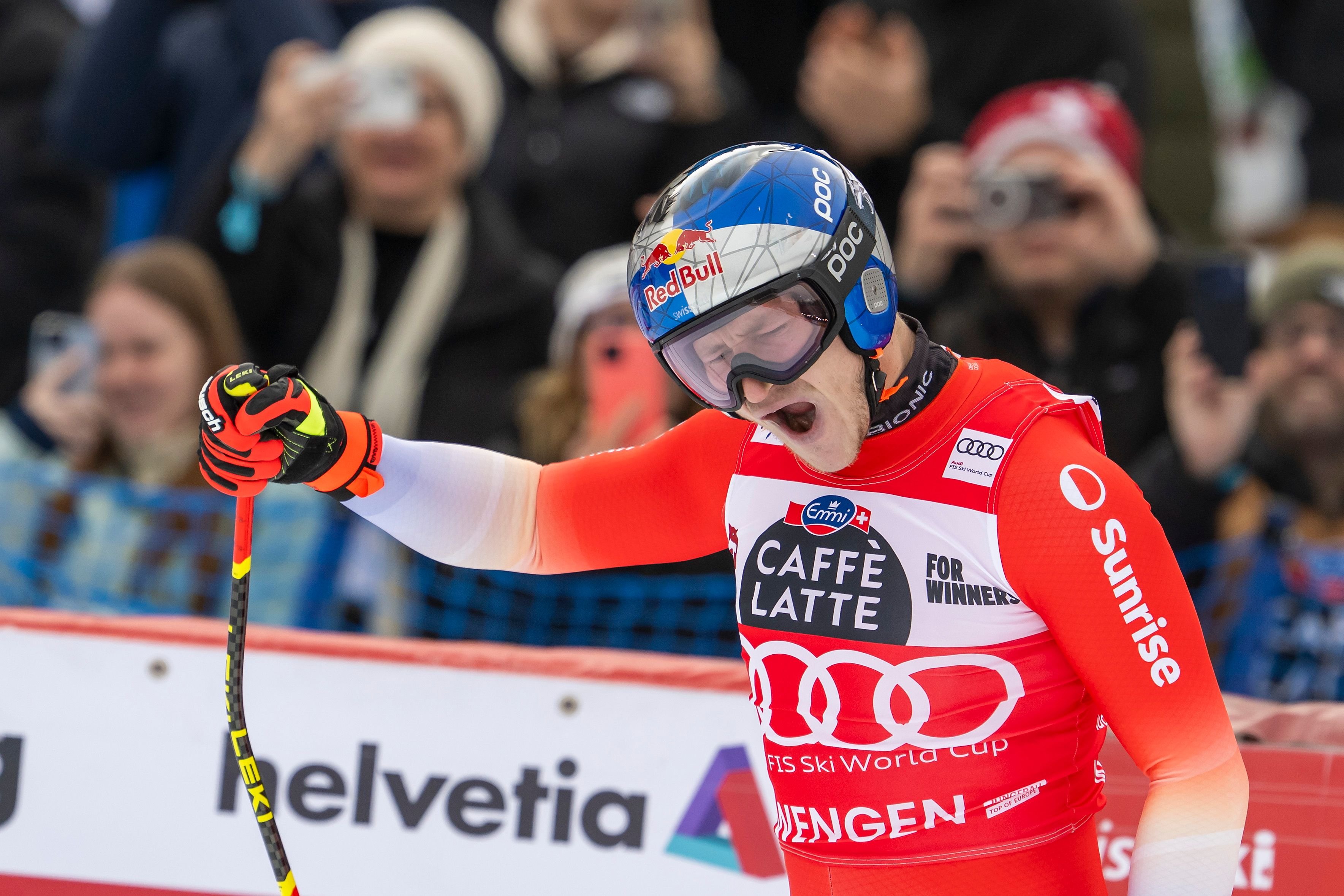 Riesige-Skiparty-in-Wengen-Odermatt-mit-viertem-Streich-am-Lauberhorn-ein-anderer-Schweizer-f-llt-vom-Podest