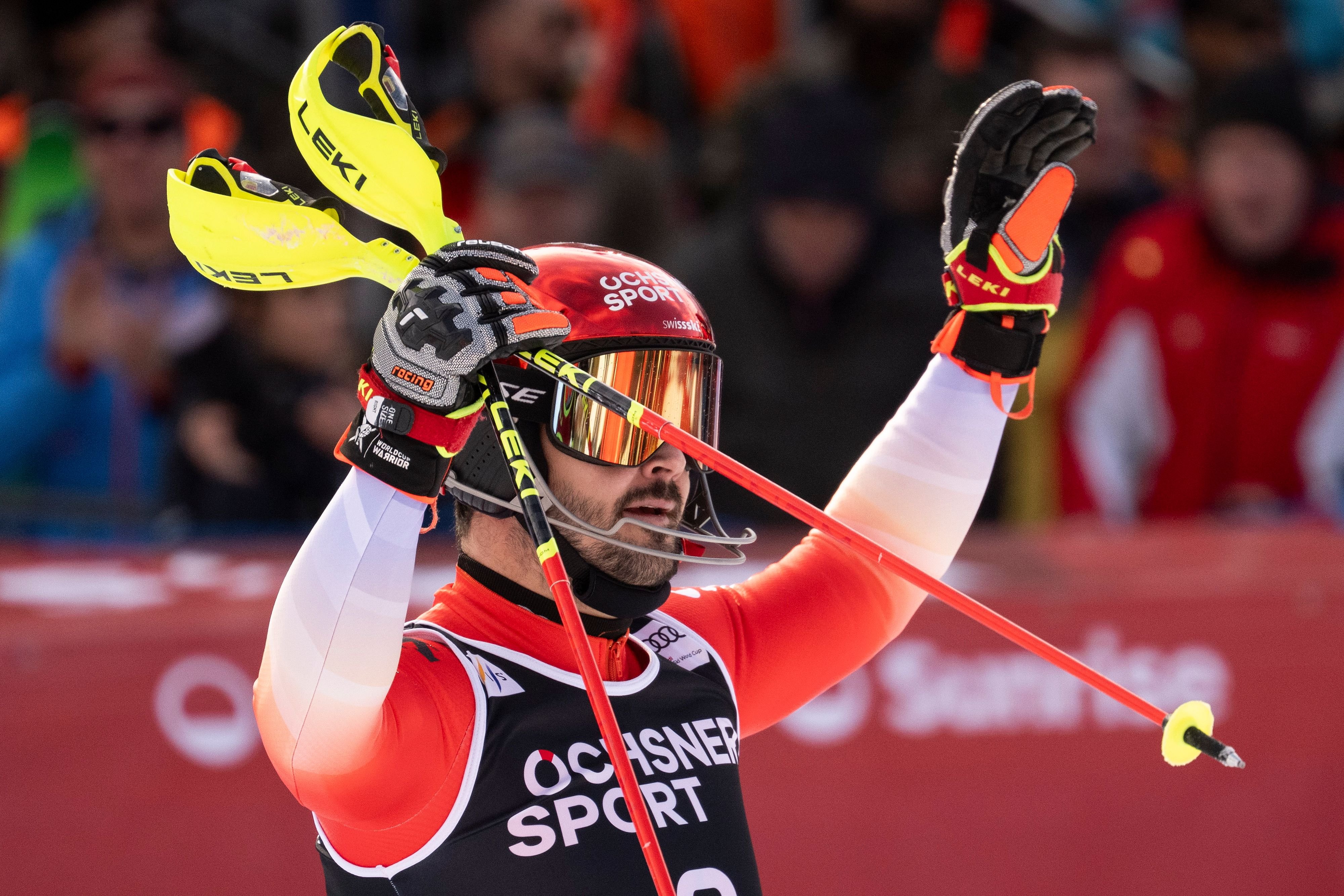 Lo-c-Meillard-verpasst-das-Podest-knapp-Atle-Lie-McGrath-holt-den-Slalom-Sieg-in-Wengen