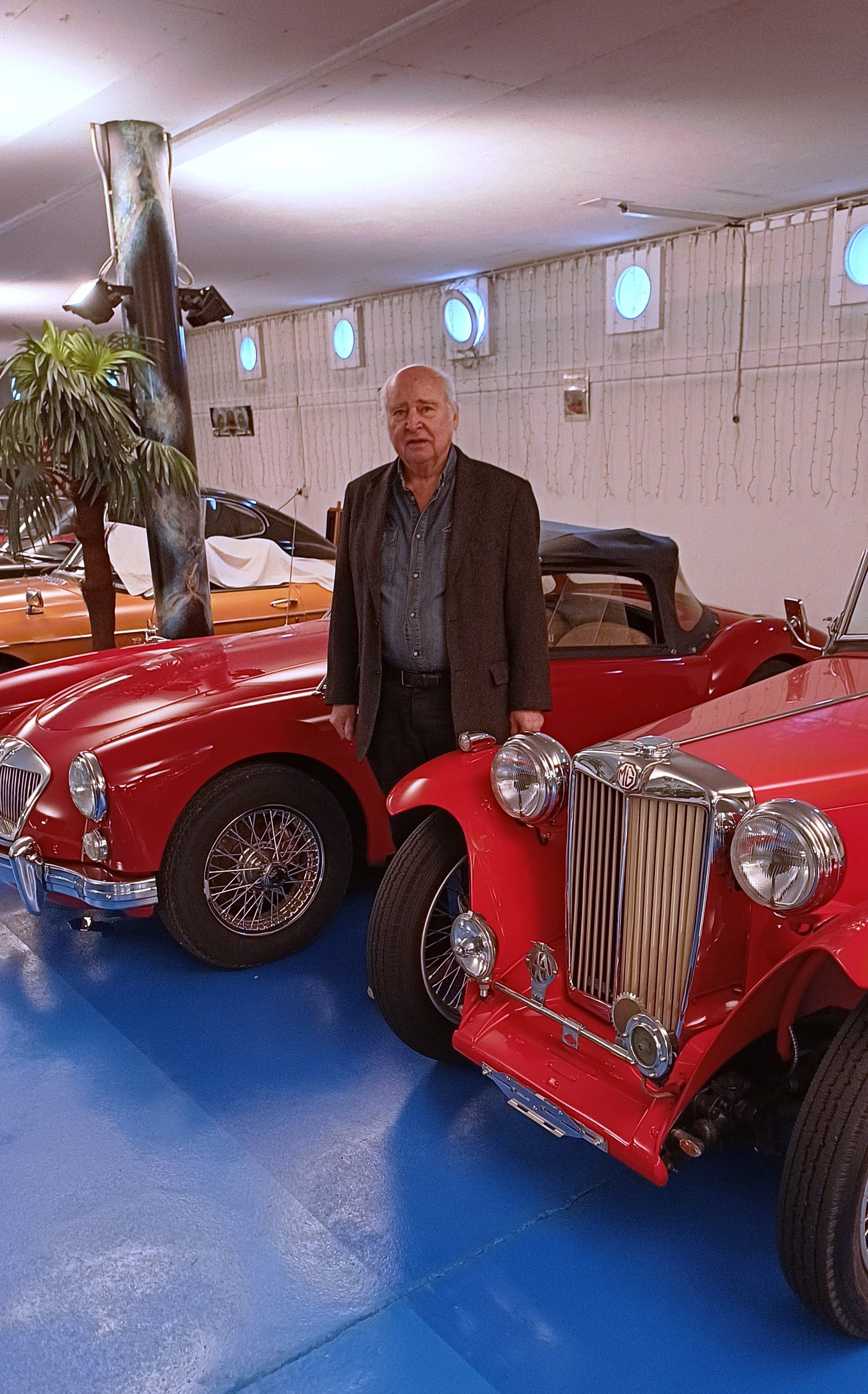 Der-Aadorfer-Kurt-Heider-ist-ein-leidenschaftlicher-Sammler-mit-seiner-Panzerfahrt-erregte-er-einst-Aufsehen