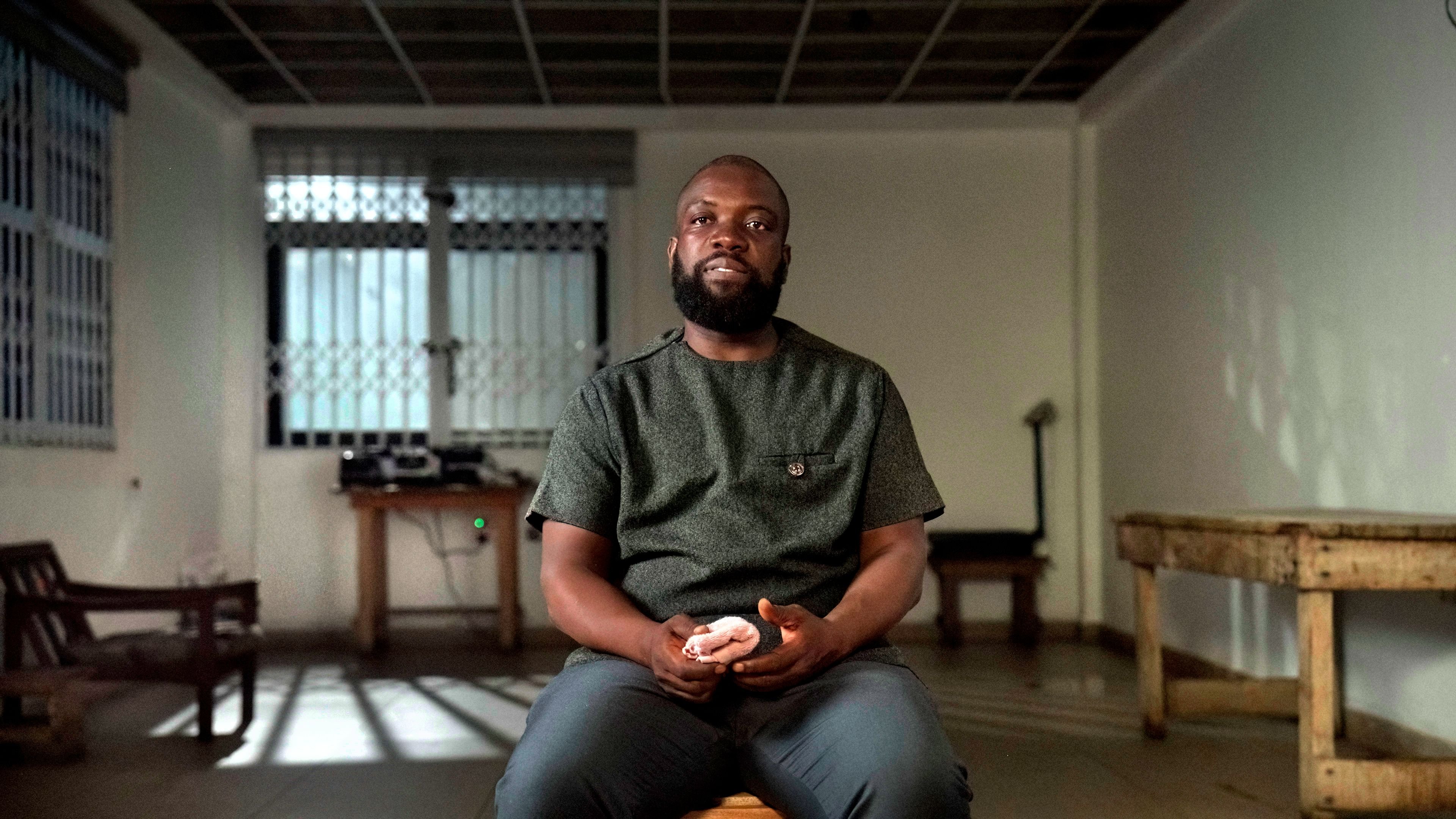 vom-banker-skandal-bis-zur-neutralit-t-filme-die-der-schweiz-wehtun