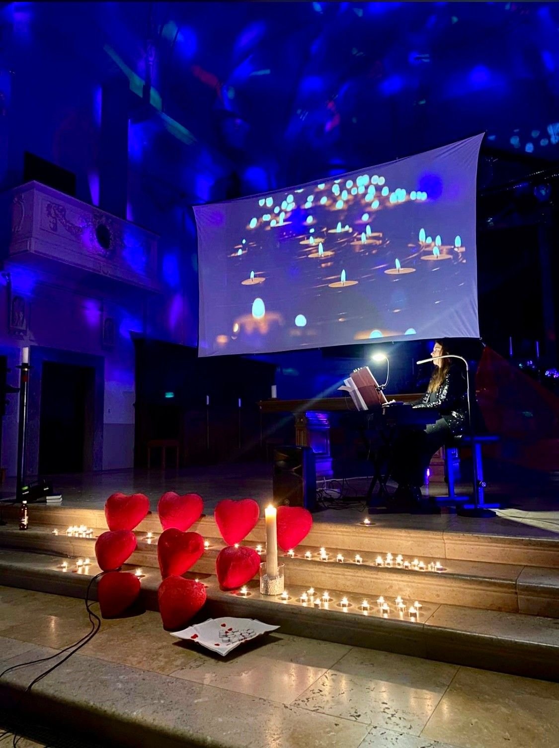 In-der-Kirche-ber-ABBA-Songs-nachdenken-Neue-Veranstaltungsreihe-Pop-meets-Church-in-der-Eusebiuskirche-Grenchen