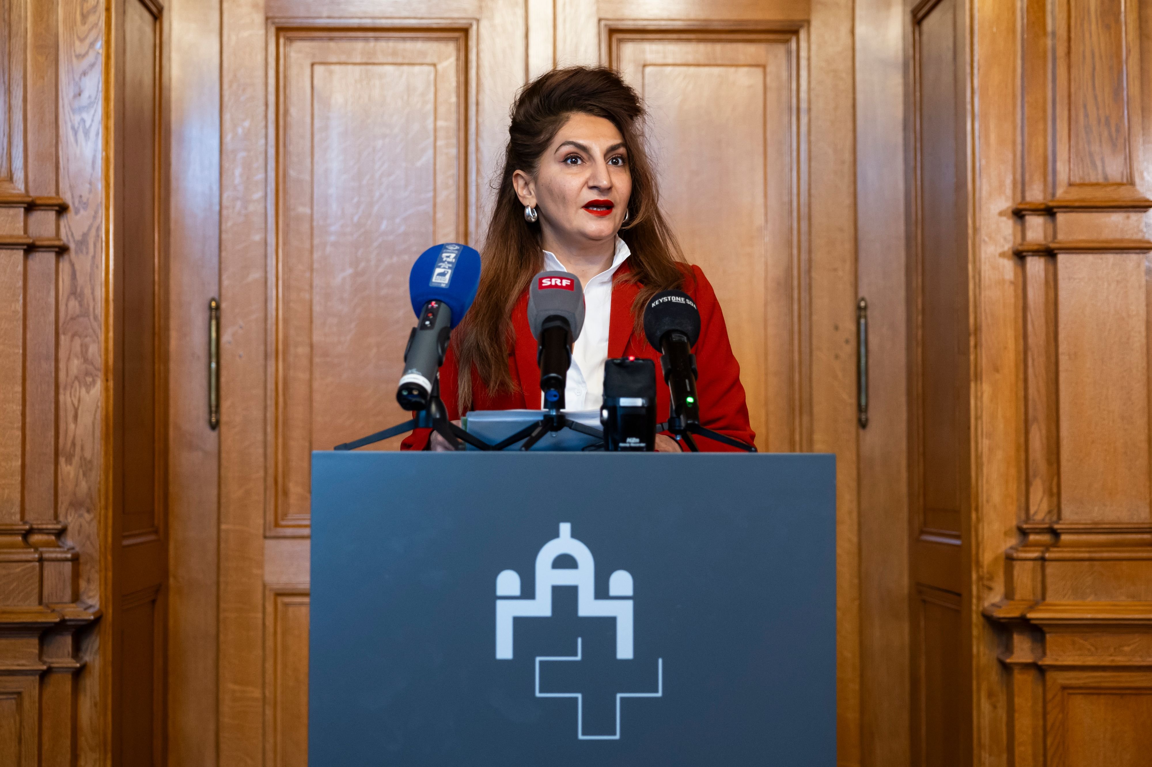 Arslan-wechselt-zu-den-Gr-nen-Ein-gleichermassen-durchschaubarer-wie-geschickter-Schachzug