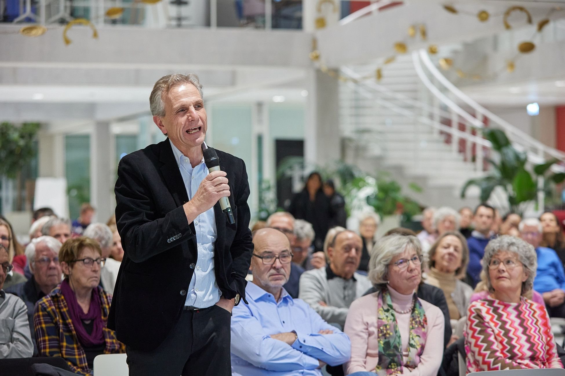 Die-HSG-k-rzt-ihr-ffentliches-Vorlesungsprogramm-St-Galler-Kultur-und-Wissenschaftskreise-sind-besorgt