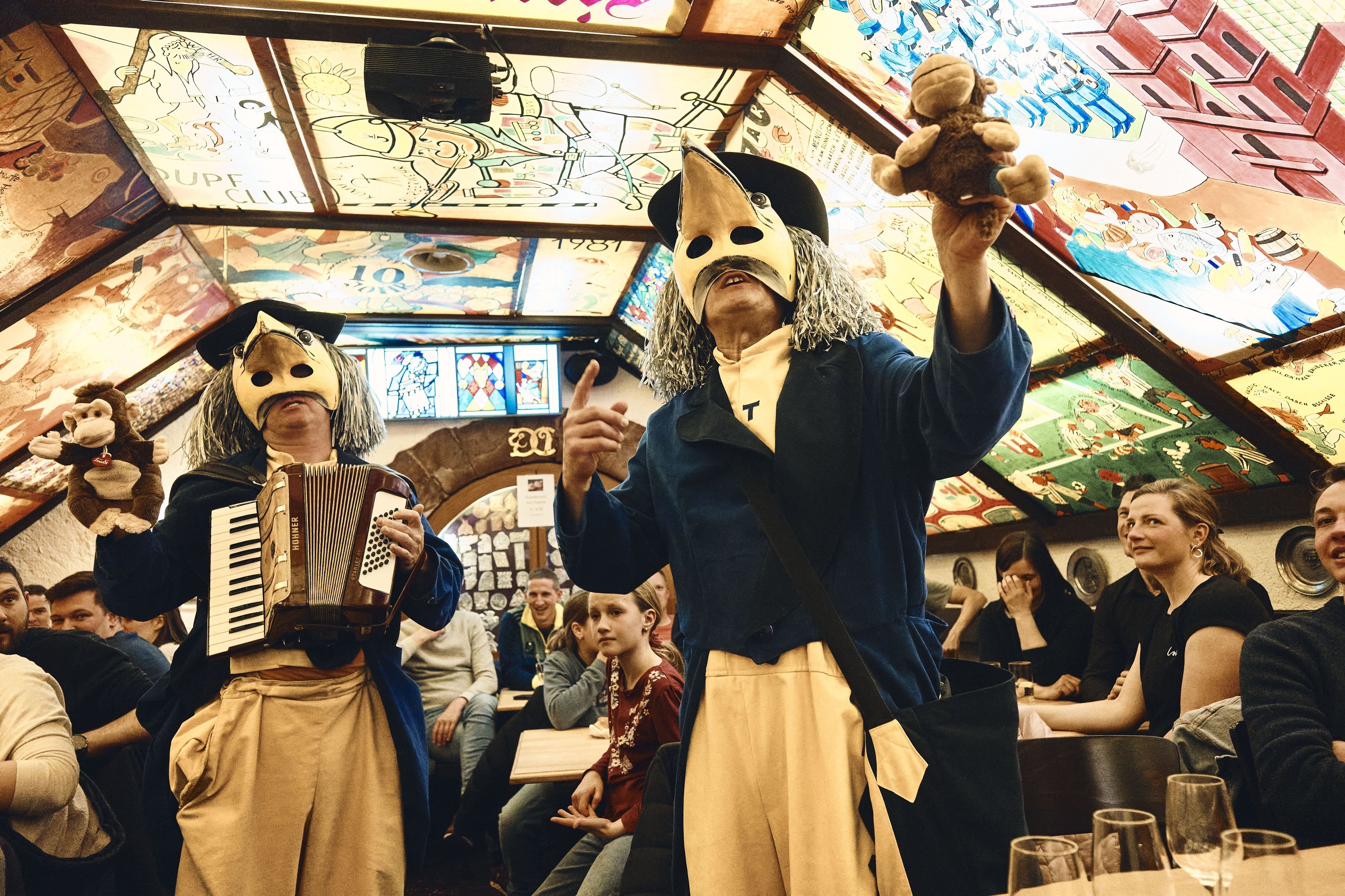 Nach-Crans-Montana-So-sichert-Basel-Stadt-die-bumsvollen-Cliquenkeller-an-der-Basler-Fasnacht