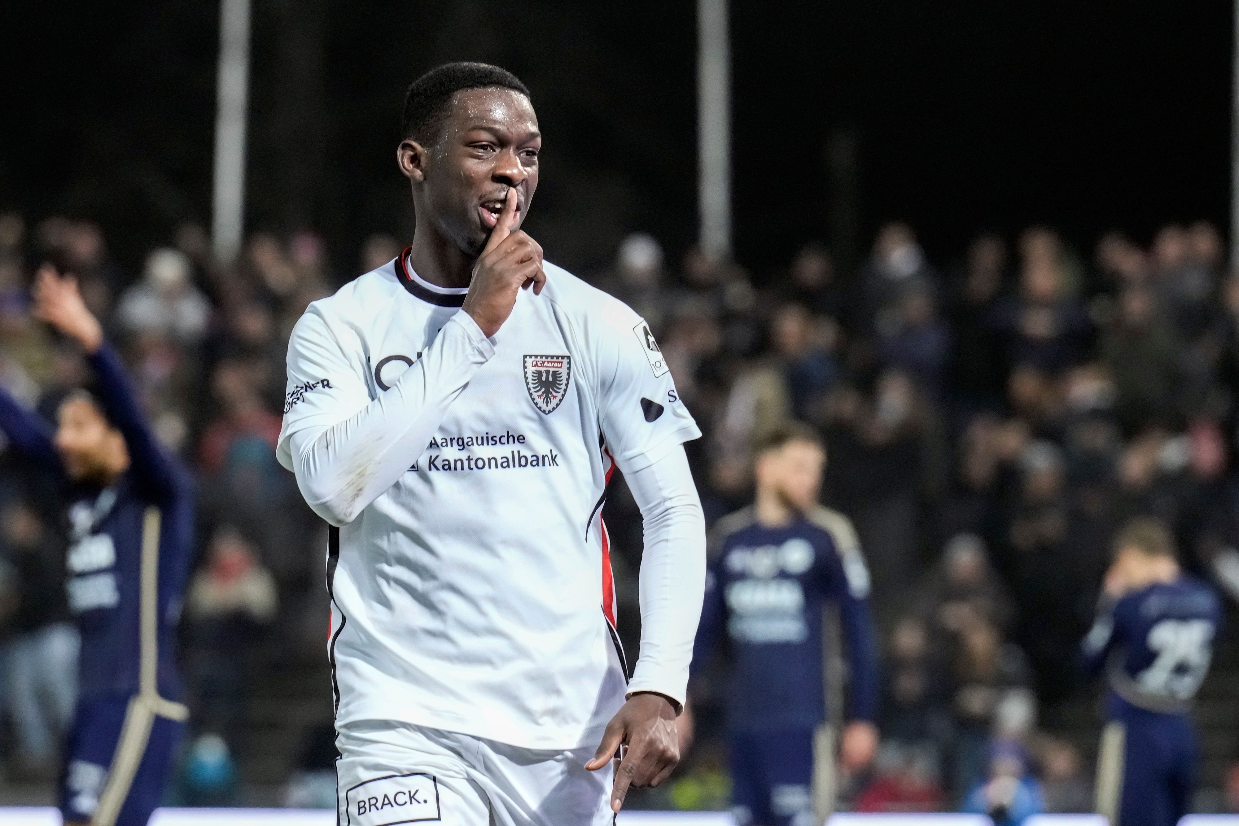 Noch-eine-Vertragsverl-ngerung-Auch-Henri-Koide-bleibt-beim-FC-Aarau