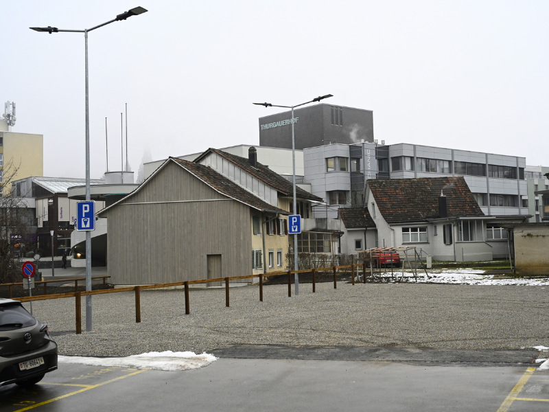 ideal-zum-einkaufen-auf-dem-weinfelder-marktplatz-s-d-gibt-es-30-neue-parkpl-tze-mitten-im-zentrum
