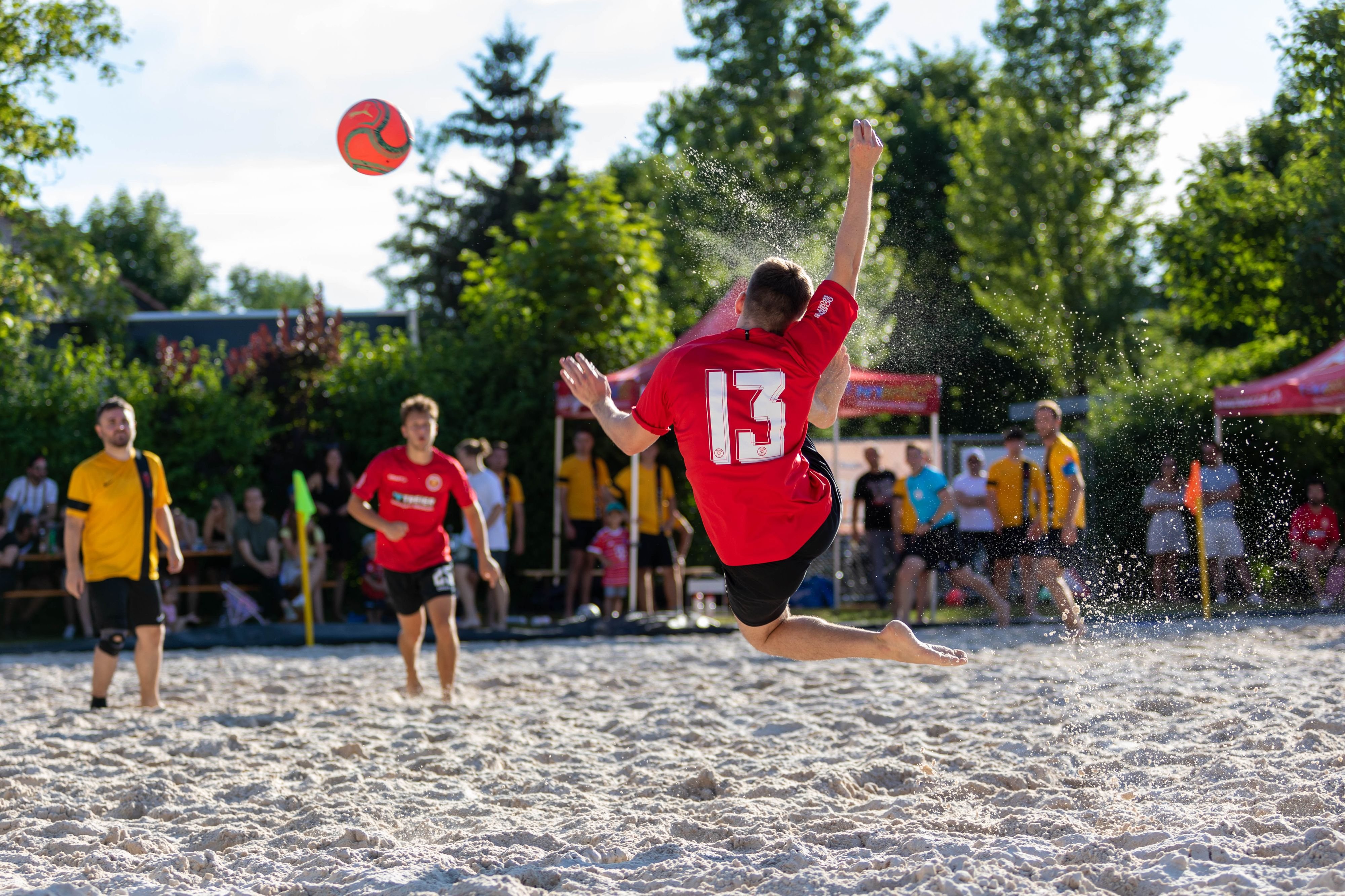 Beach-Soccer-ja-Birr-nein-Stadtrat-bevorzugt-eine-Sandhalle-in-der-Umgebung