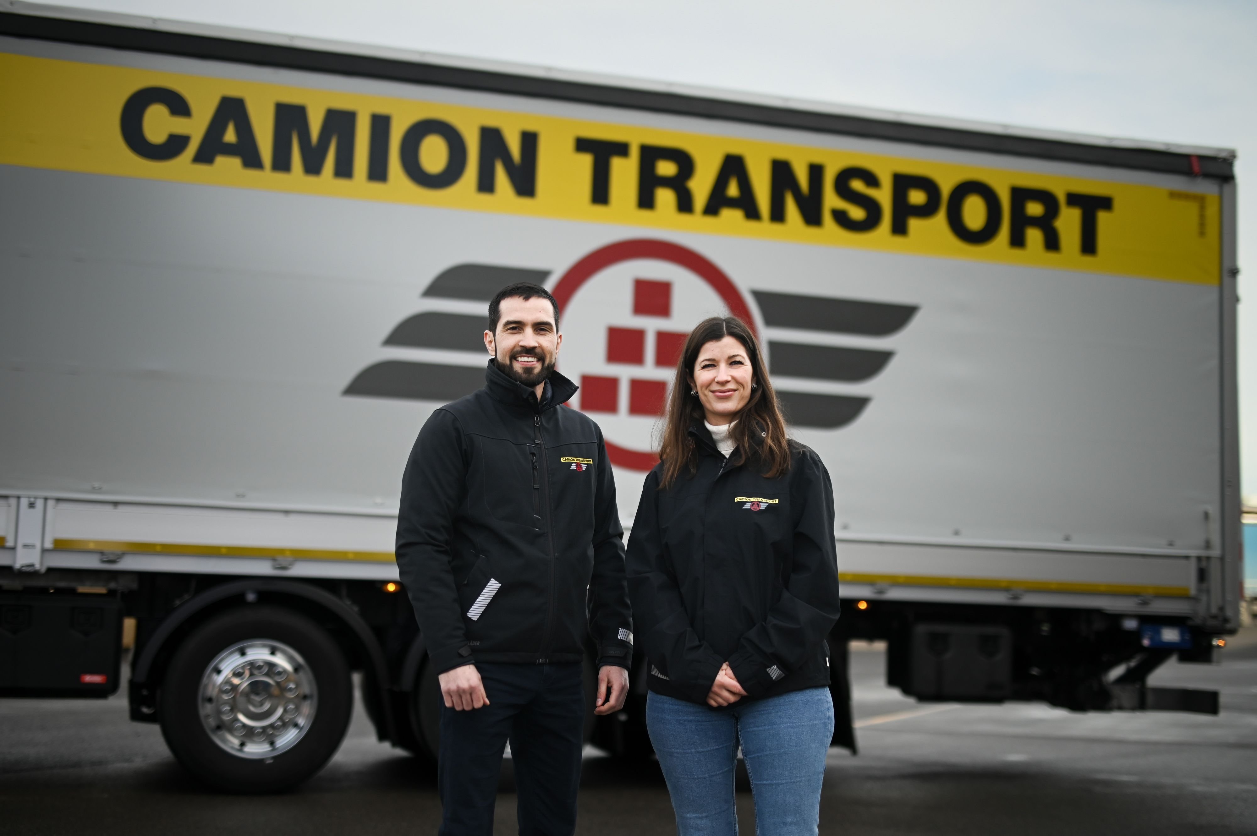 -Wollen-uns-nicht-mit-ihm-vergleichen-Die-Wiler-Camion-Transport-f-hrt-erstmals-mit-einer-Doppelf-hrung