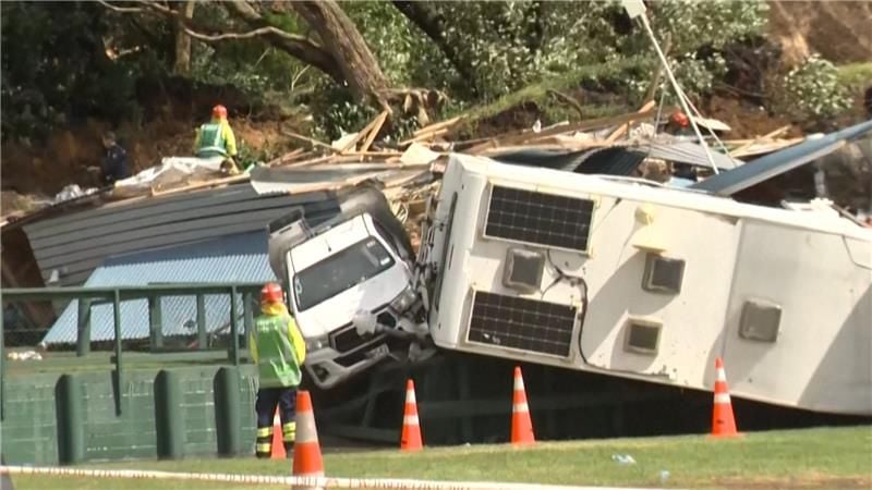 Erdrutsch-in-Neuseeland-Mindestens-sechs-Camper-versch-ttet