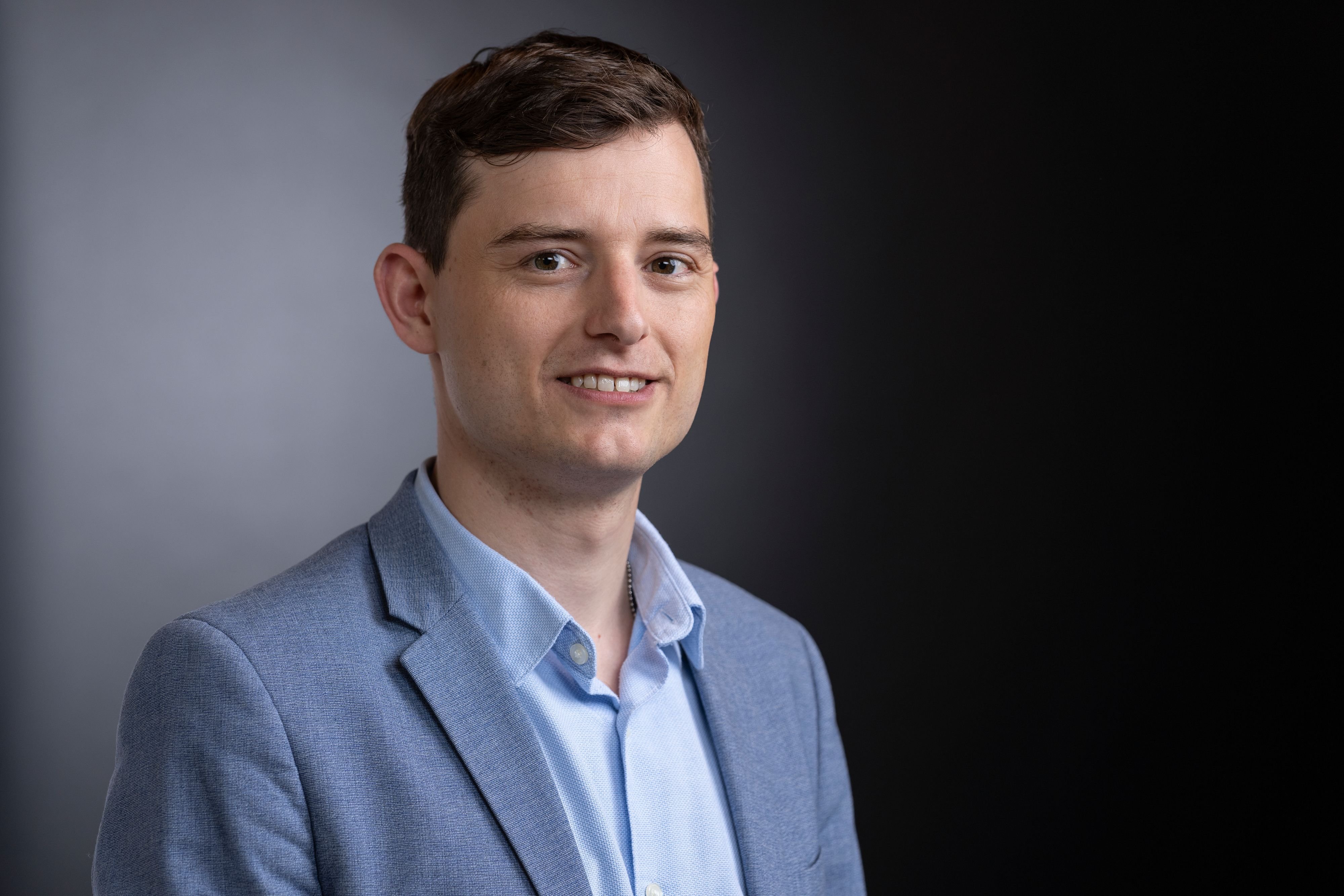 Unkooperative-Eltern-m-ssen-die-Schweiz-verlassen-Die-SVP-pr-sentiert-ihre-Rezepte-gegen-die-Krise-der-Volksschule-