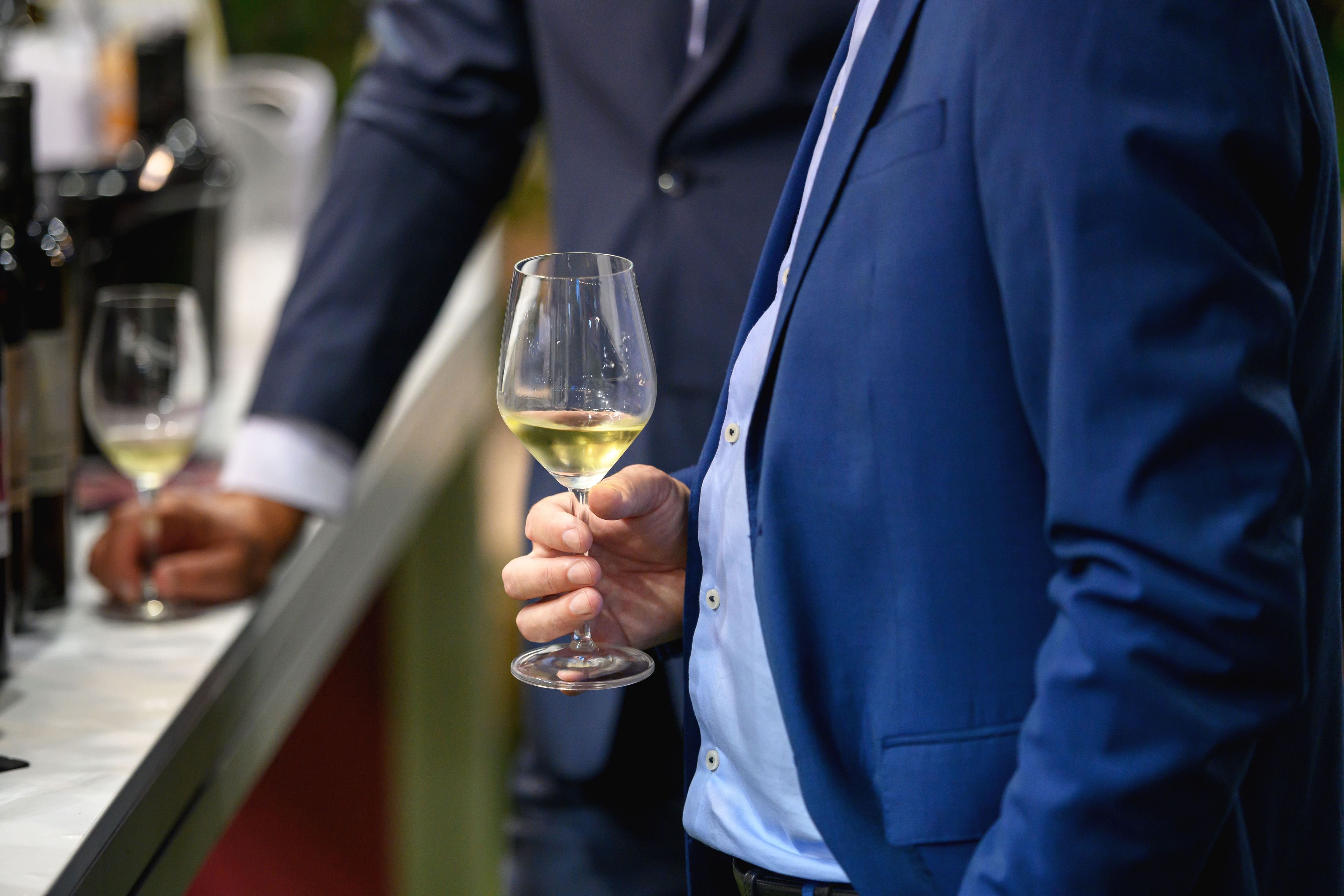 -das-hat-mich-schockiert-alkohol-limite-f-r-parlamentarier-gefordert