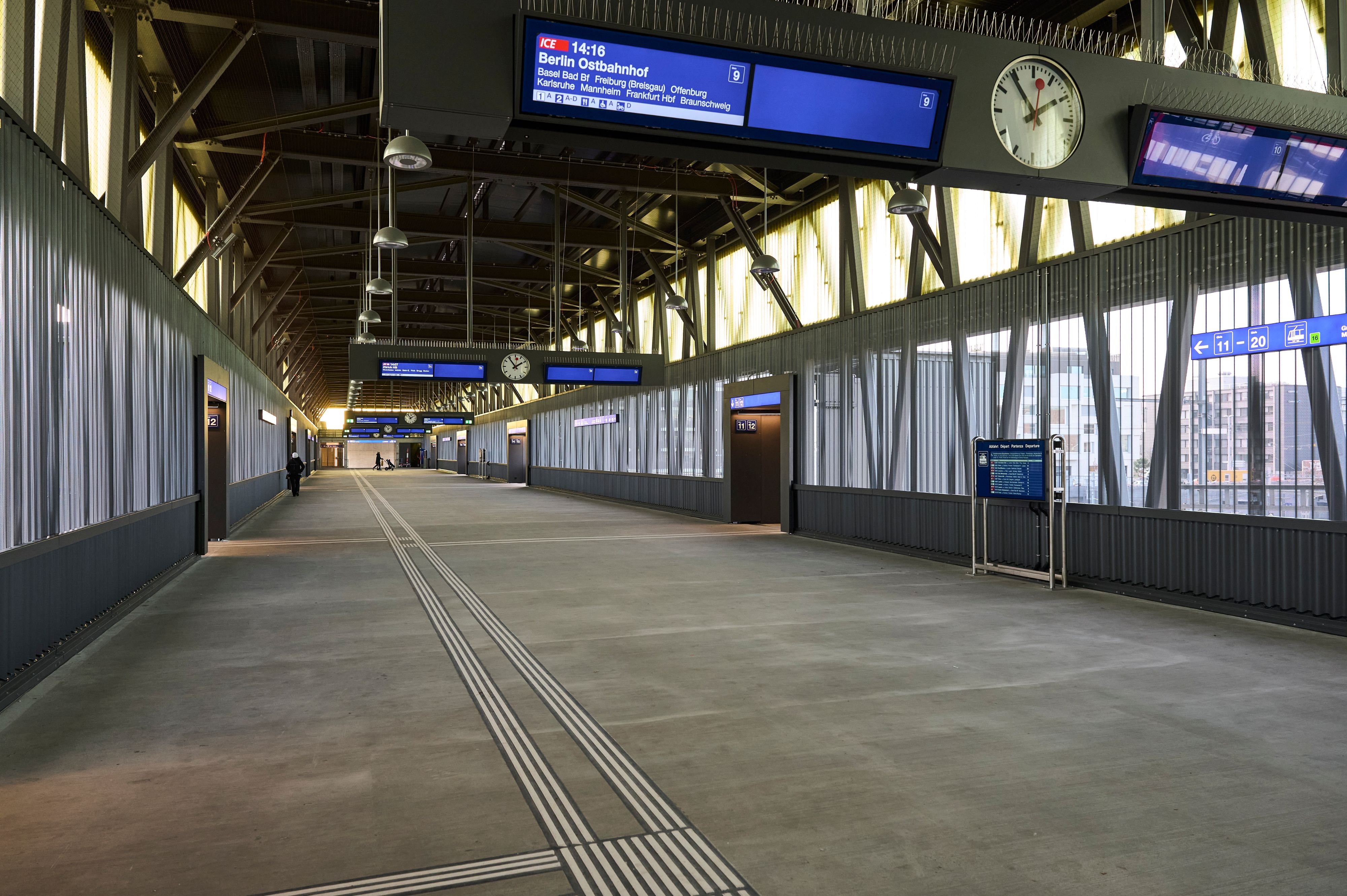 Finde-die-provisorische-Passerelle-Basler-Politik-fordert-Massnahmen-auf-die-Verbindung-aufmerksam-zu-machen