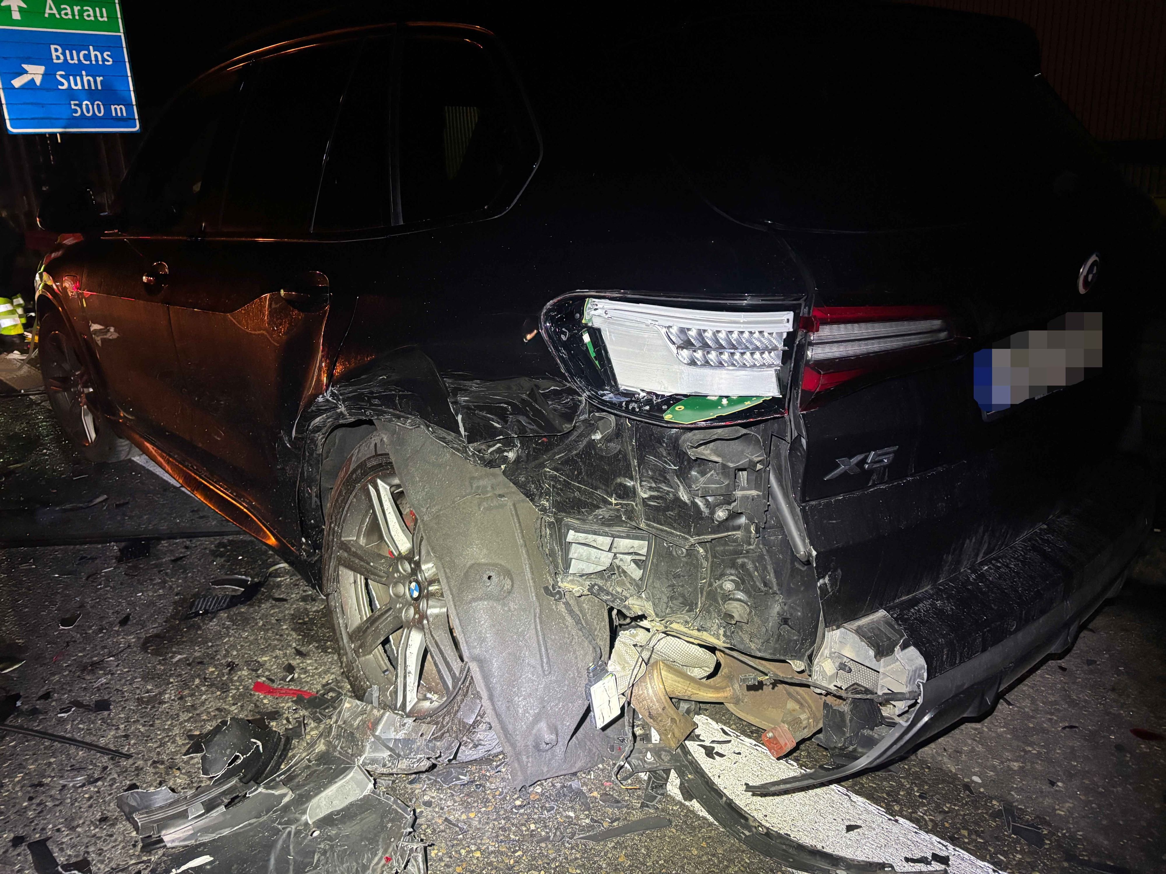 Blechschaden-l-st-Folgeunfall-aus-Zwei-Verletzte-in-Suhr