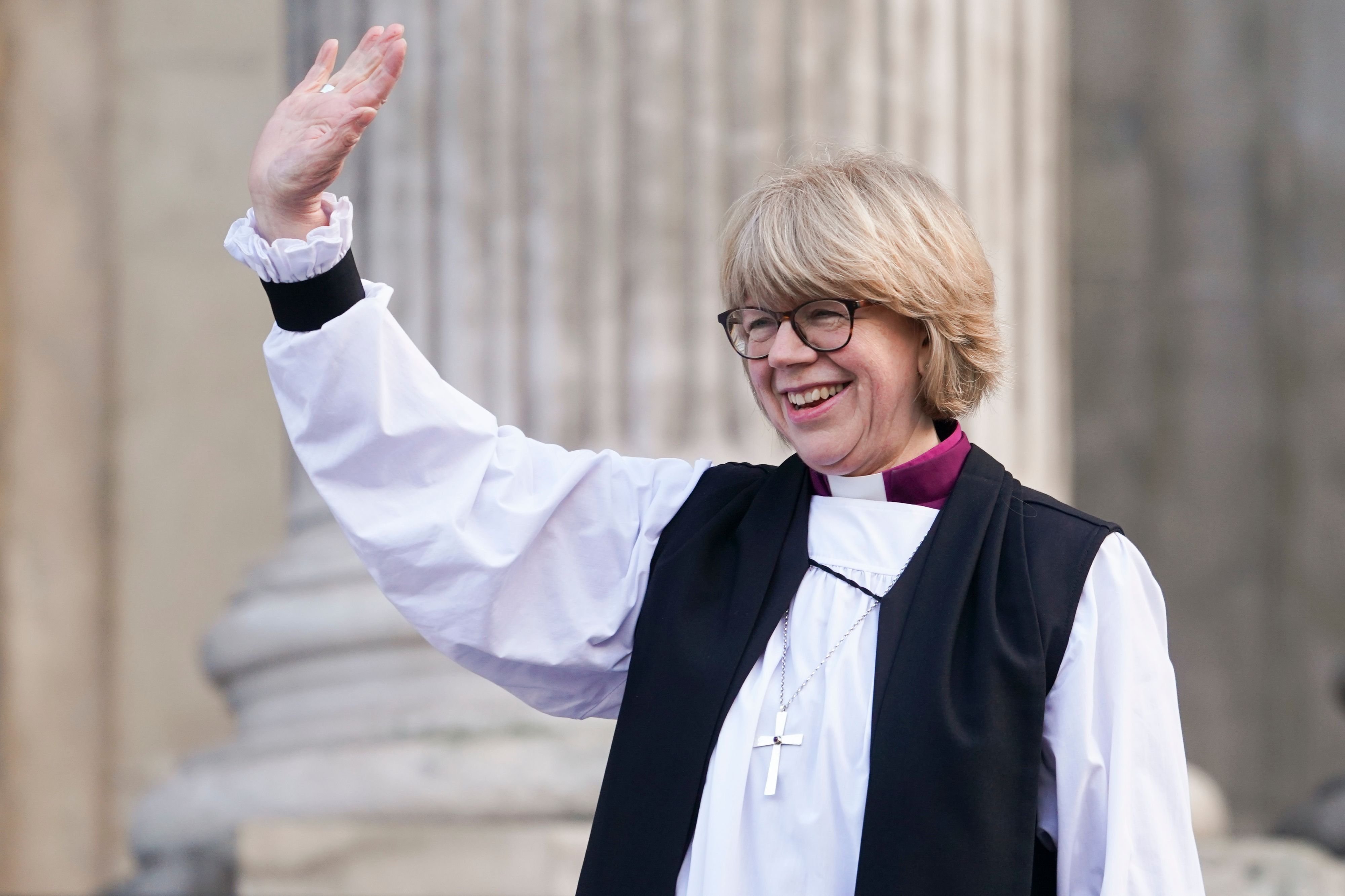 Erste-Frau-als-Oberhaupt-der-Anglikanischen-Kirche-best-tigt