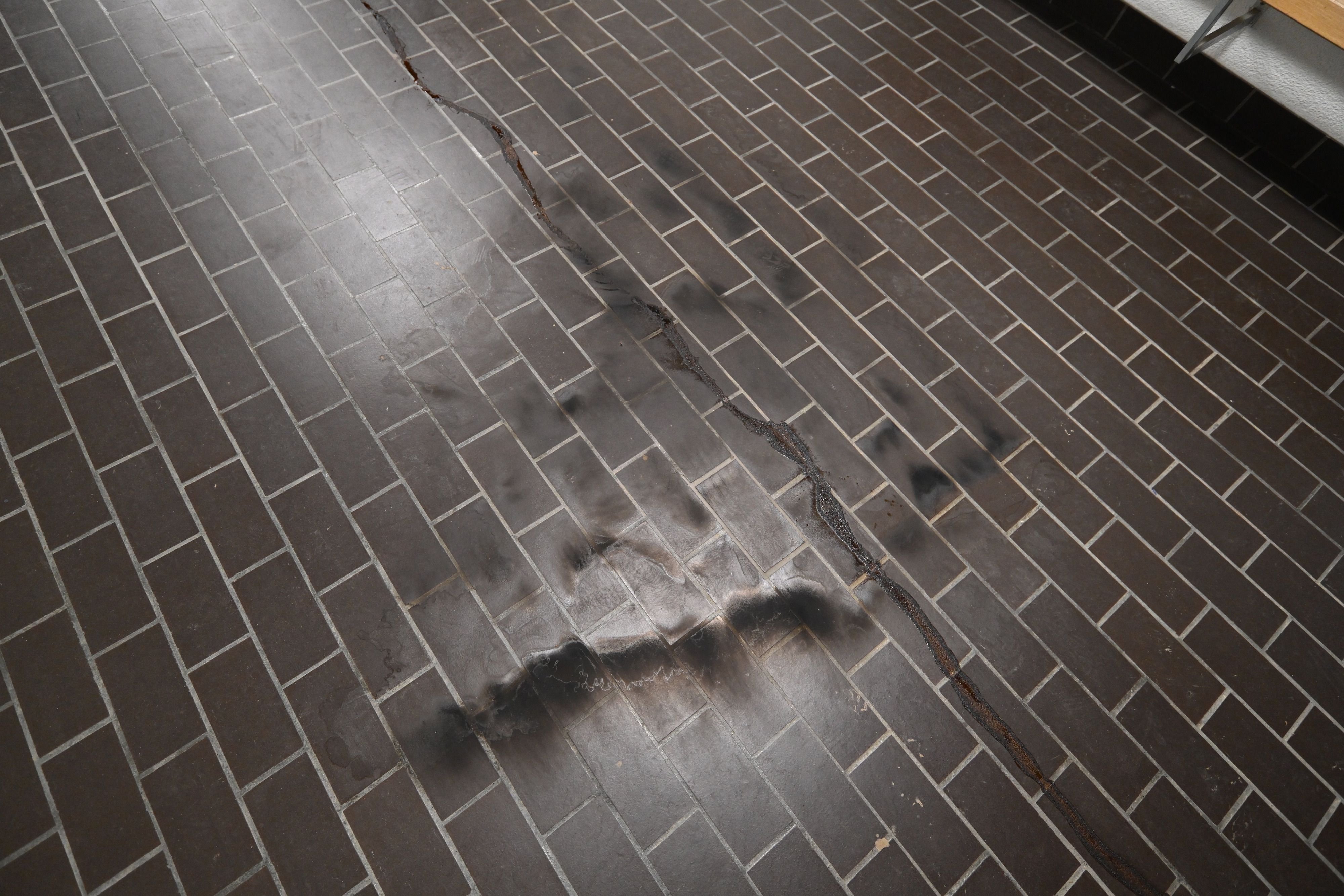 Brandstiftung-an-Flawiler-Schule-Polizei-sucht-Zeugen