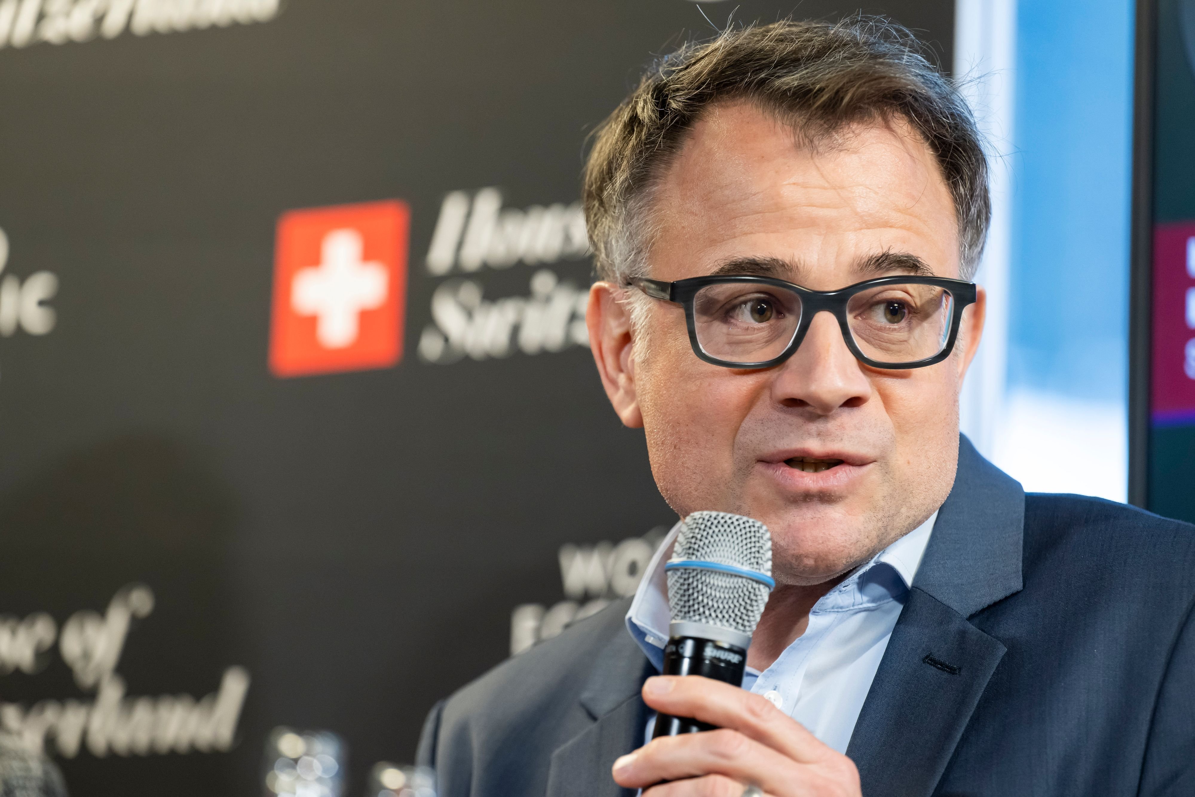 Kaspar-Sutter-warnt-vor-Desinformation-und-macht-bei-Kampagne-mit