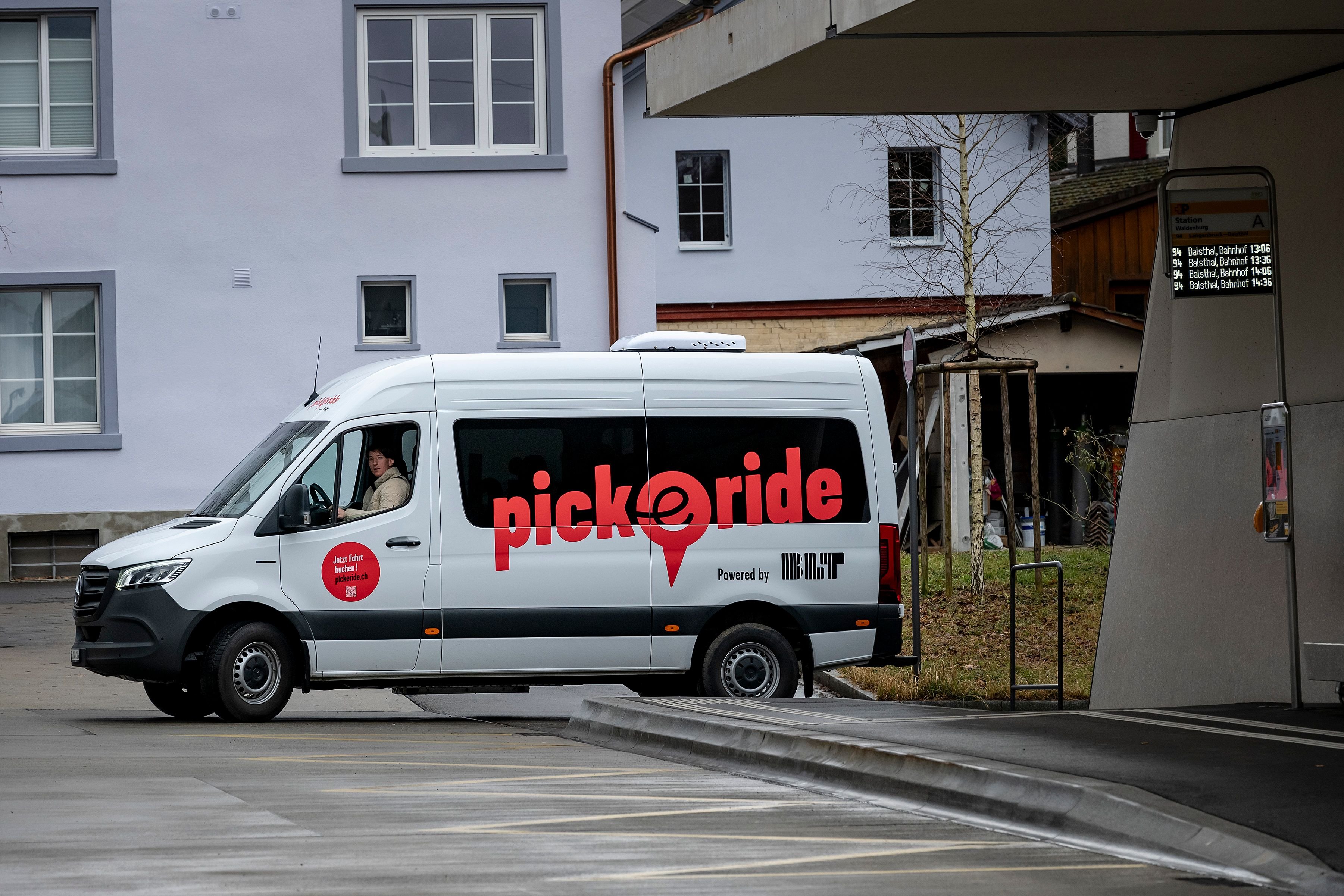 Meist-in-weniger-als-zehn-Minuten-da-Rufbus-ist-im-Baselbiet-erfreulich-gestartet