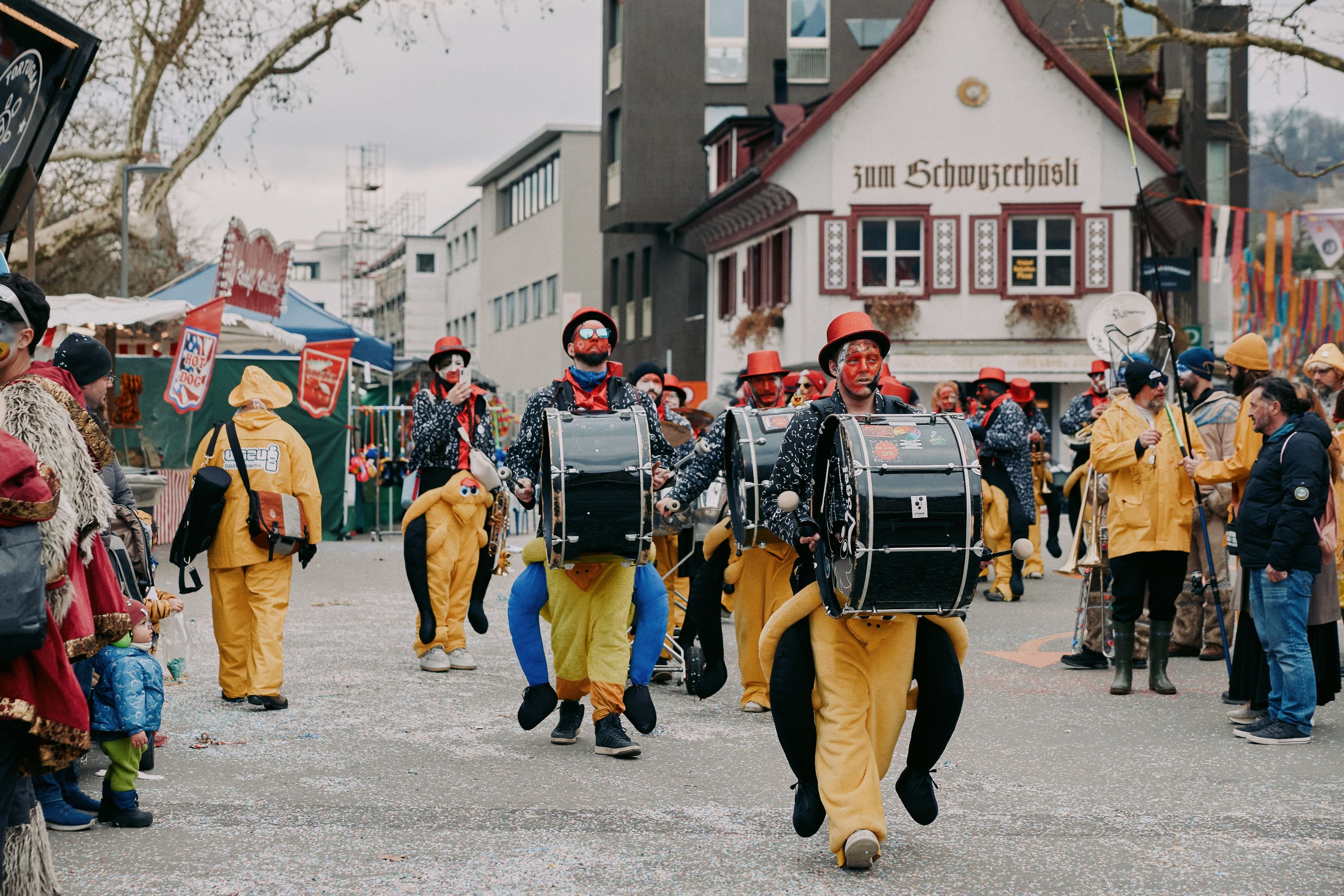 Mit-viel-Krach-und-noch-mehr-Konfetti-Alle-n-rrischen-Anl-sse-in-der-Region-Baden