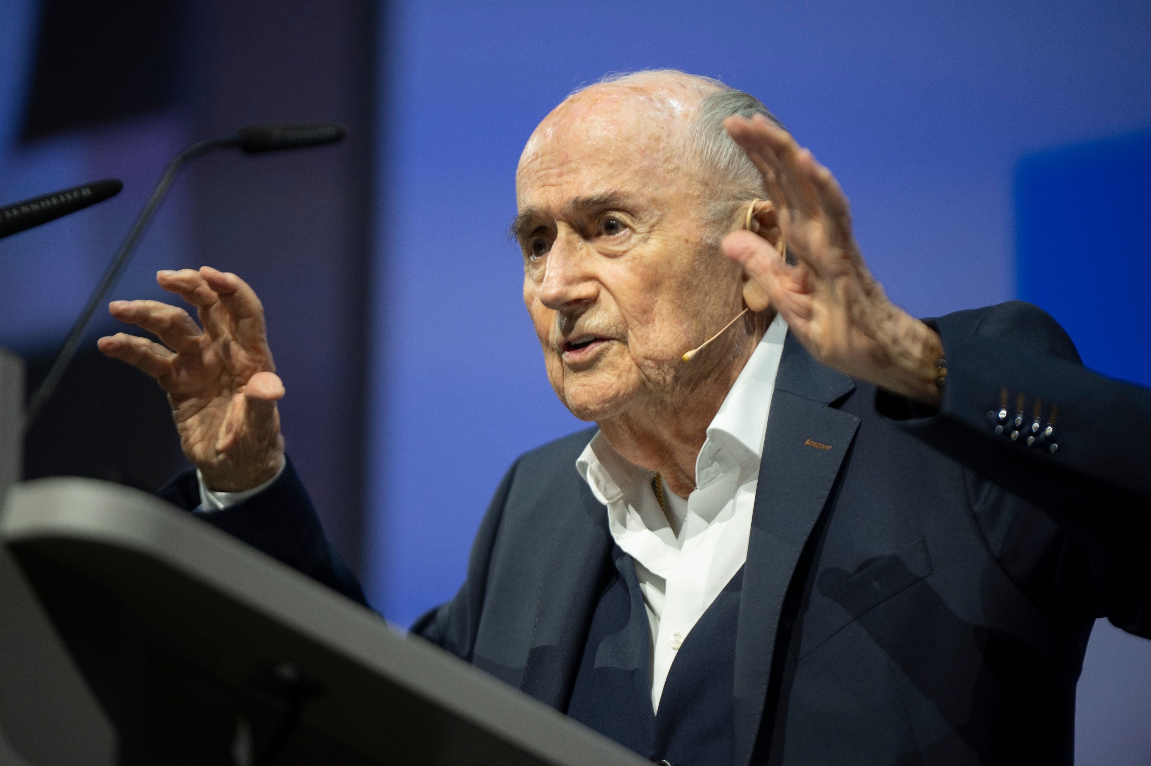 -Infantino-will-nicht-gegr-sst-werden-Sepp-Blatter-erz-hlt-gen-ssliche-Anekdote-ber-seinen-Fifa-Nachfolger