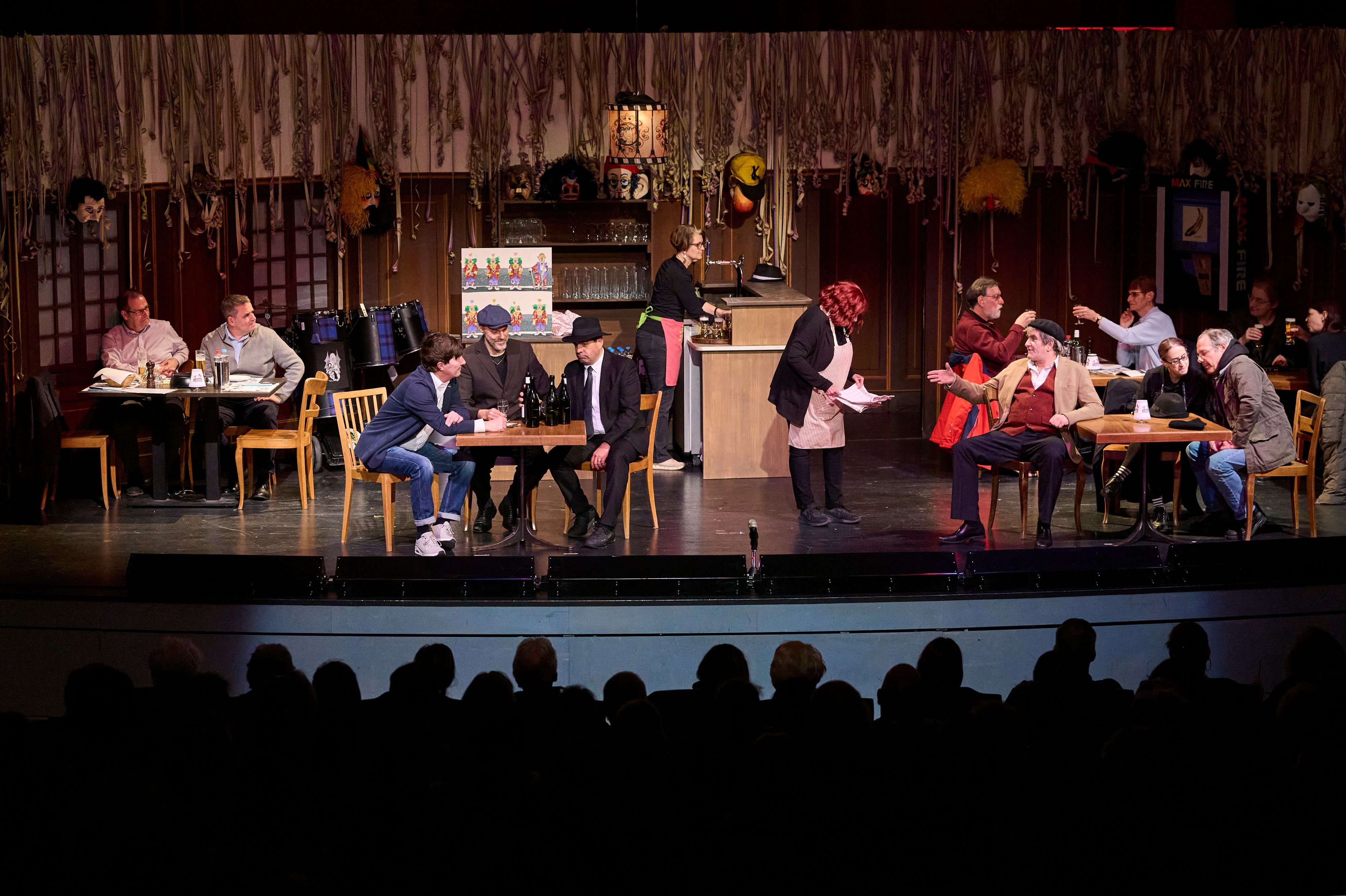 Das-L-ggerli-wird-im-Schoofegg-serviert-und-es-gibt-zu-beissen