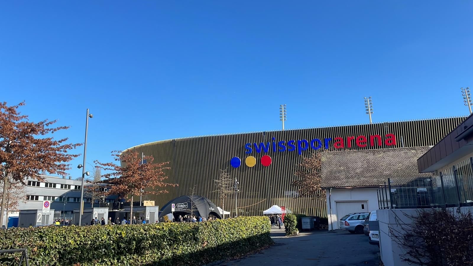 Jetzt-live-St-Gallen-vor-hitzigem-Duell-in-Luzern-Blauer-Himmel-und-der-FCL-Trainerstuhl-wackelt-Unsere-Matchtipps