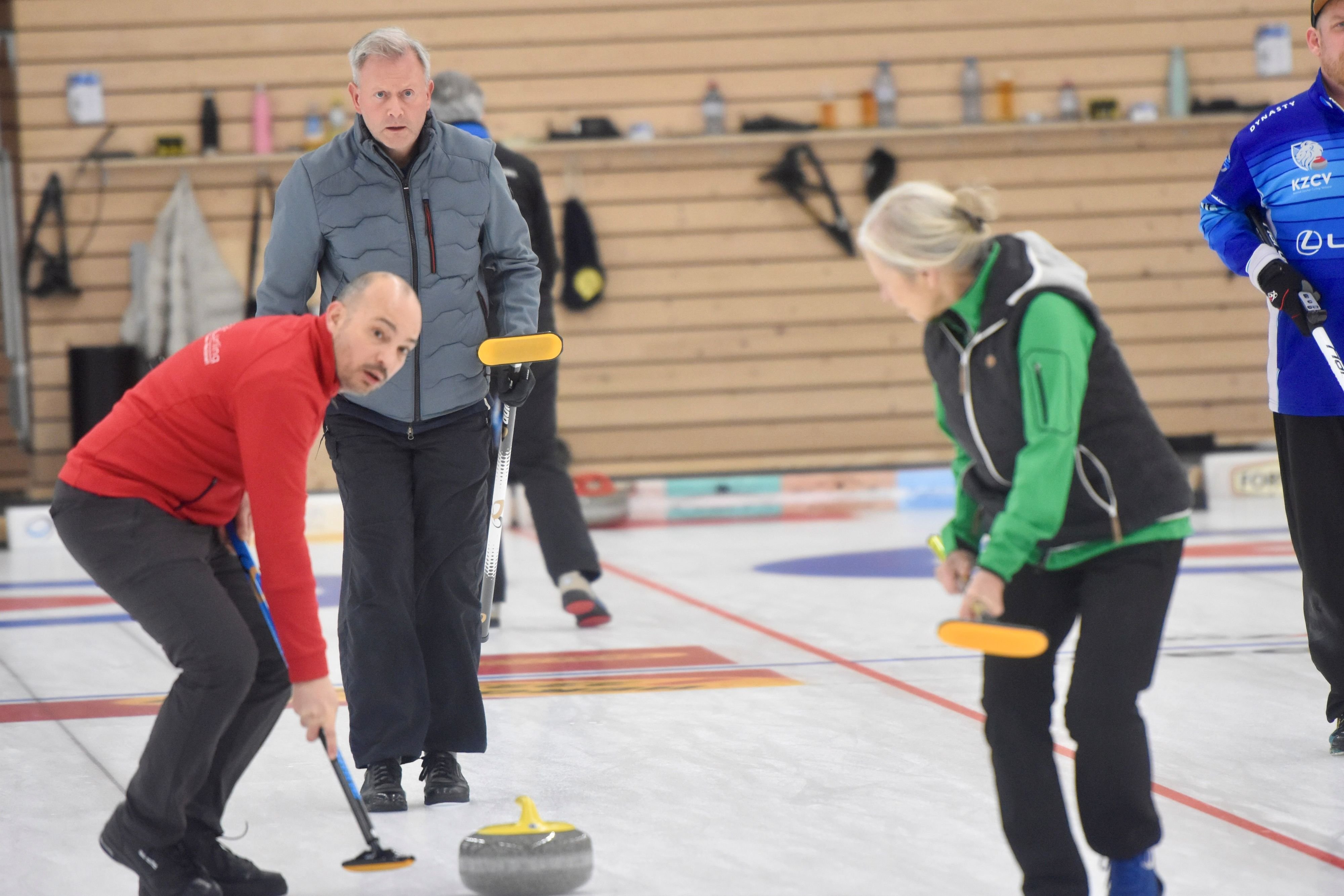 -Au-nein-zu-kurz-Ziehen-So-verlieft-der-33-Appenzeller-Cup-im-Curling
