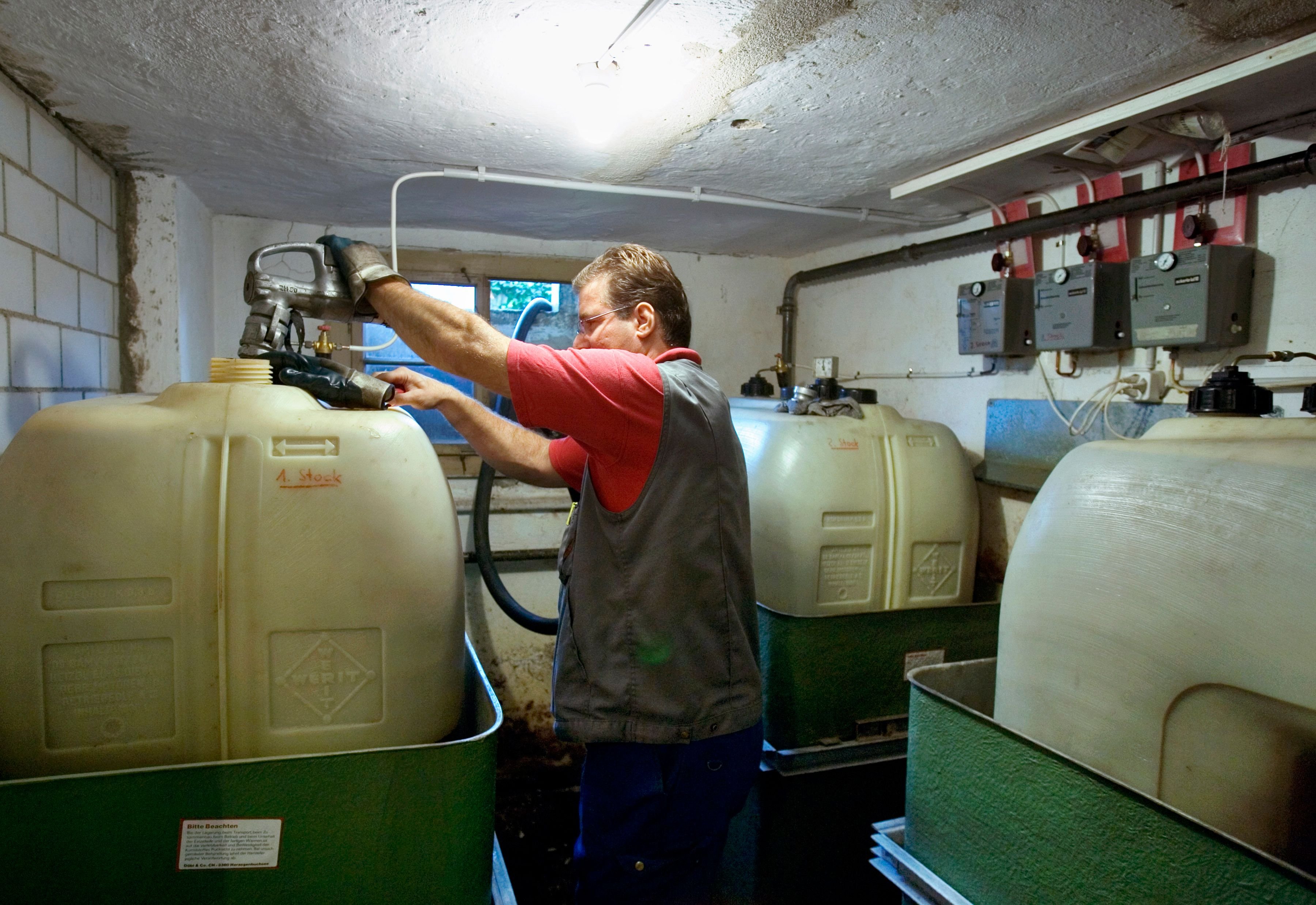 Sinnvoller-Zustupf-oder-unn-tige-Doppelspurigkeit-Binningen-stimmt-ber-Energiefonds-ab